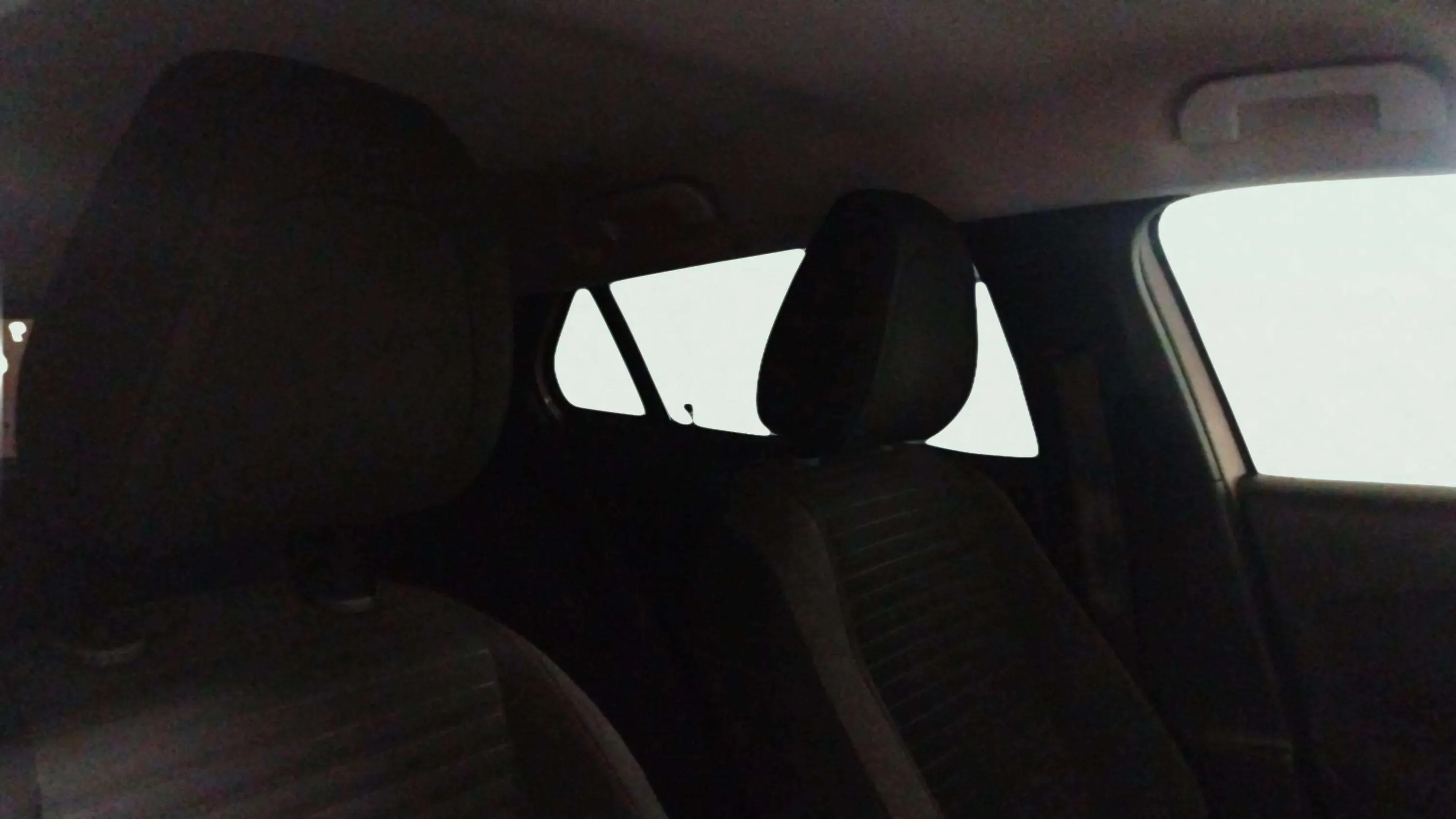 Peugeot 2008 Active PureTech 100 BVM6 - foto 16