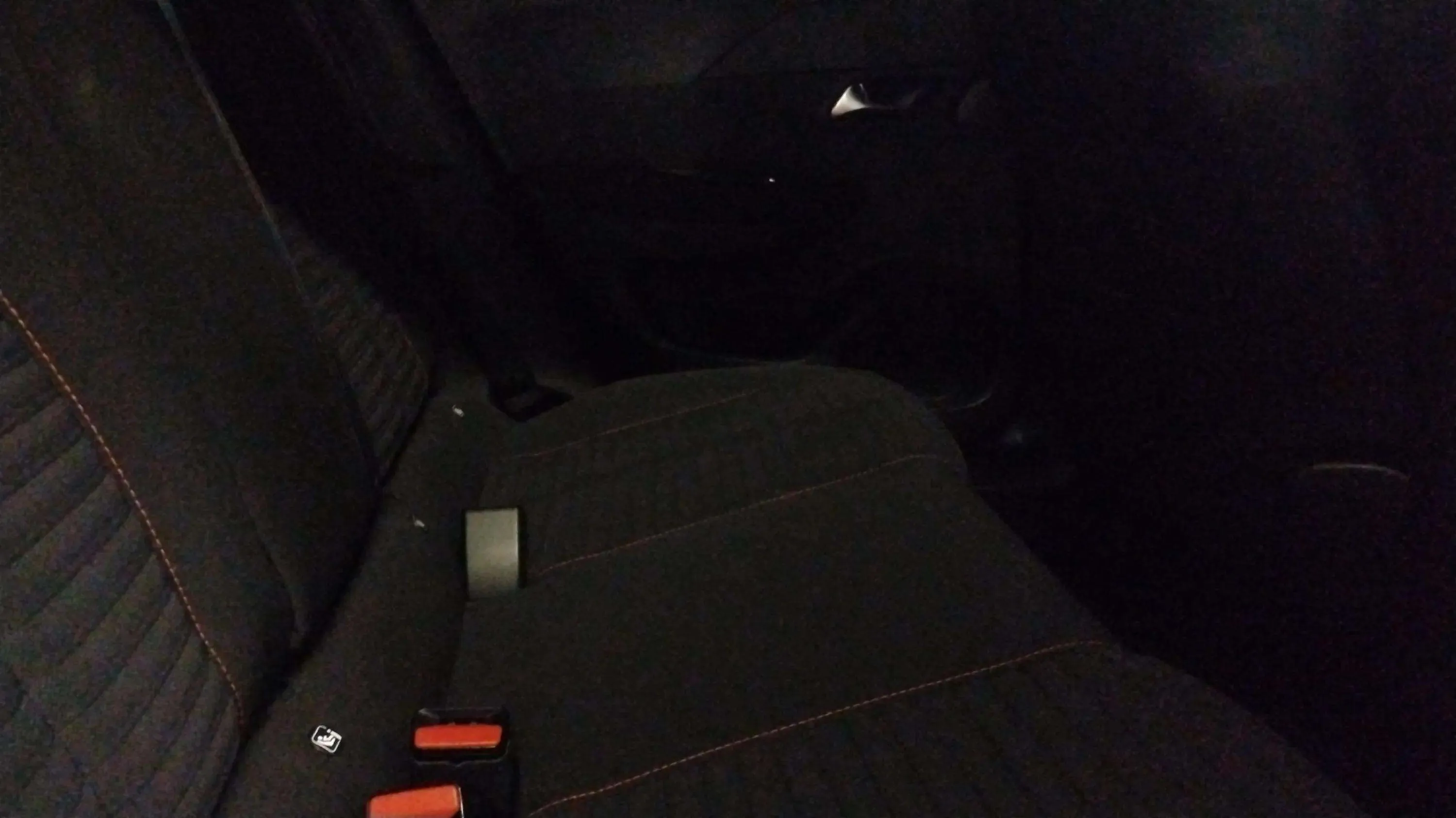 Peugeot 2008 Active PureTech 100 BVM6 - foto 13