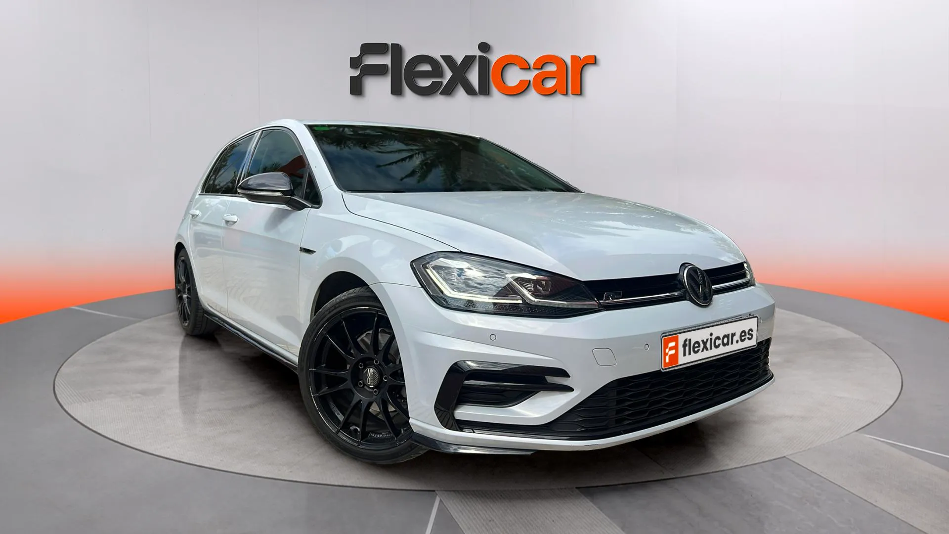 Volkswagen Golf Sport R-Line 1.5 TSI DSG