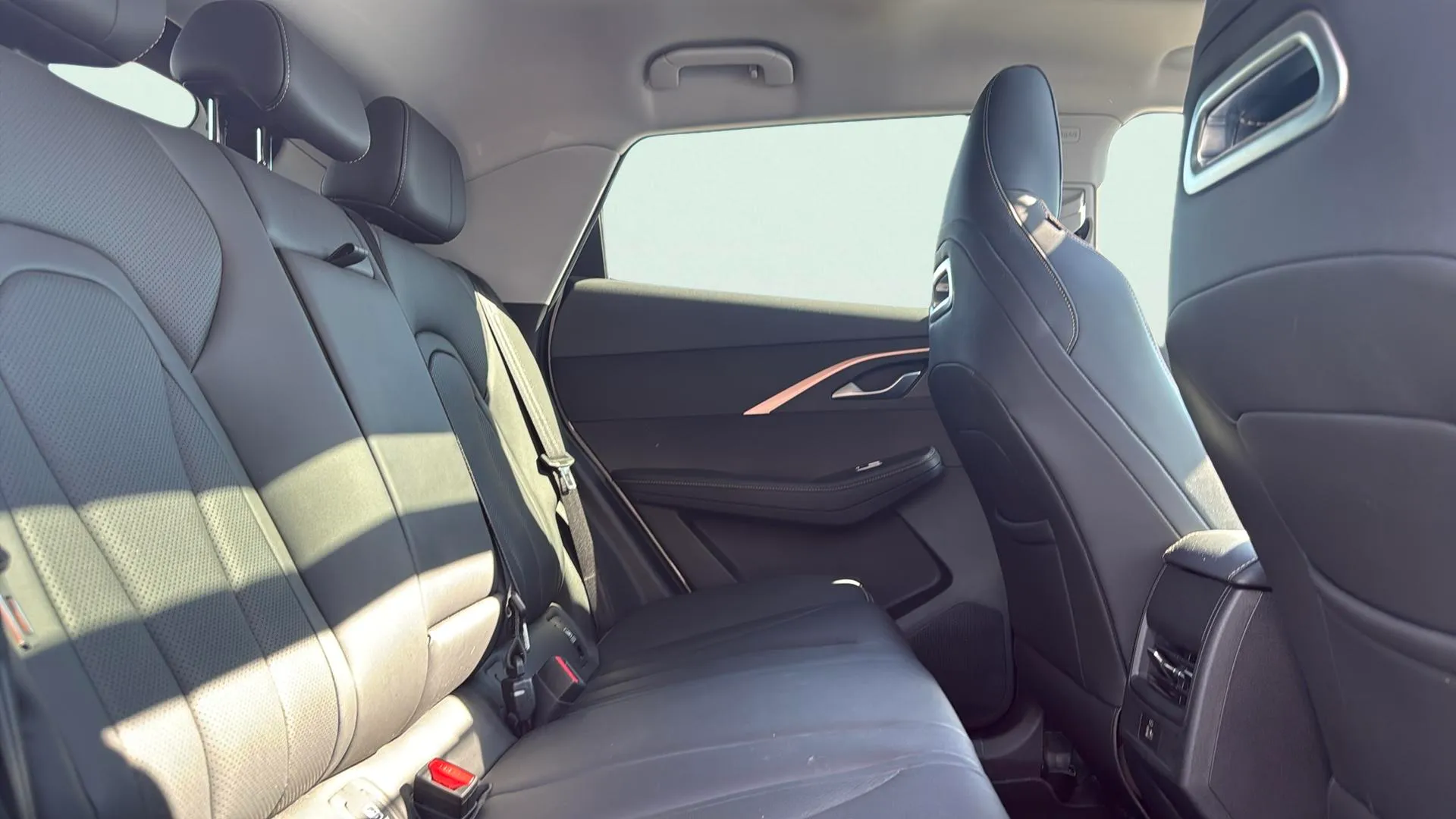 Omoda 5 1.6 T-GDi 136. DCT Comfort - foto 18