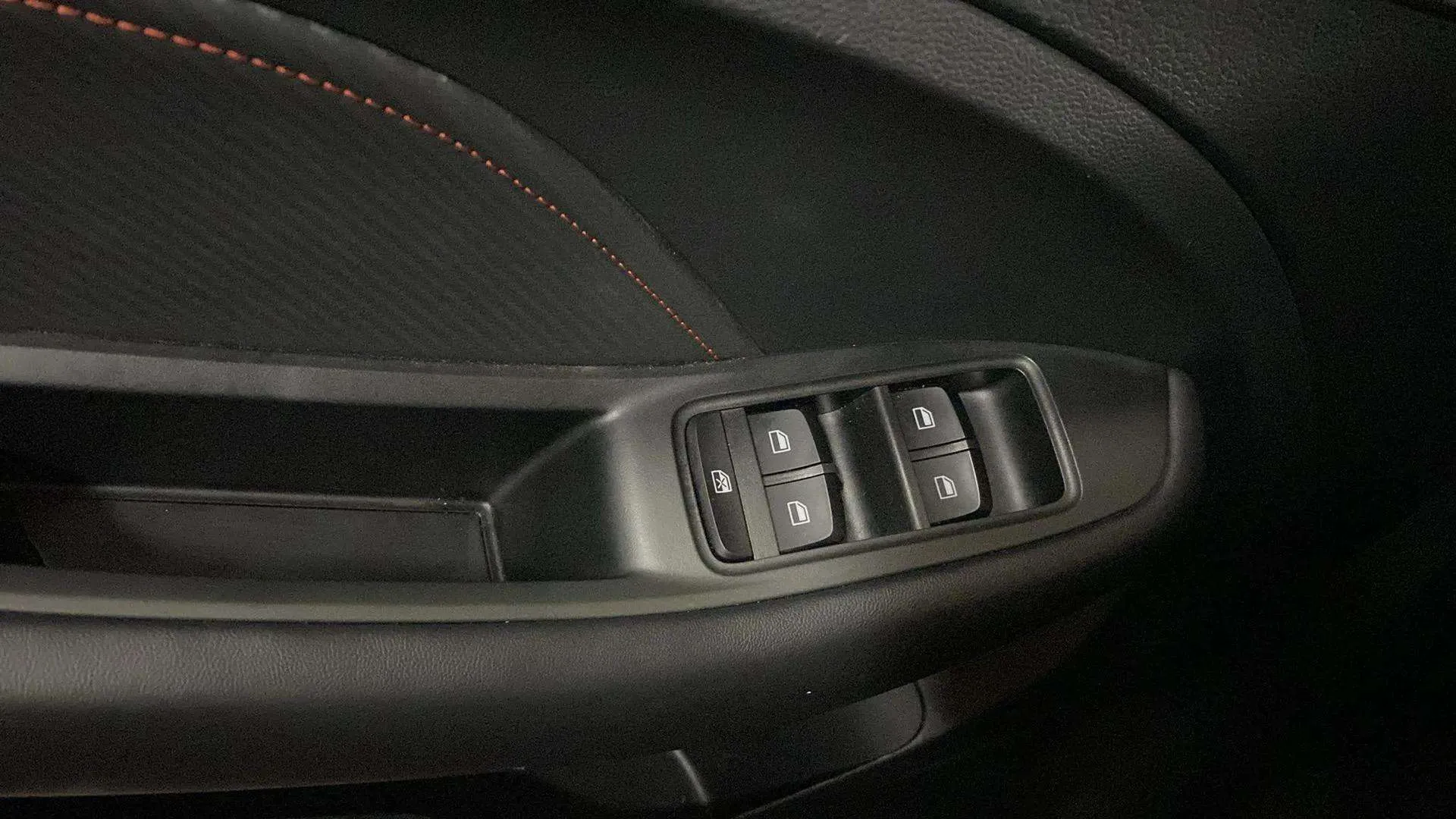 MG ZS 1.5 Luxury - foto 18