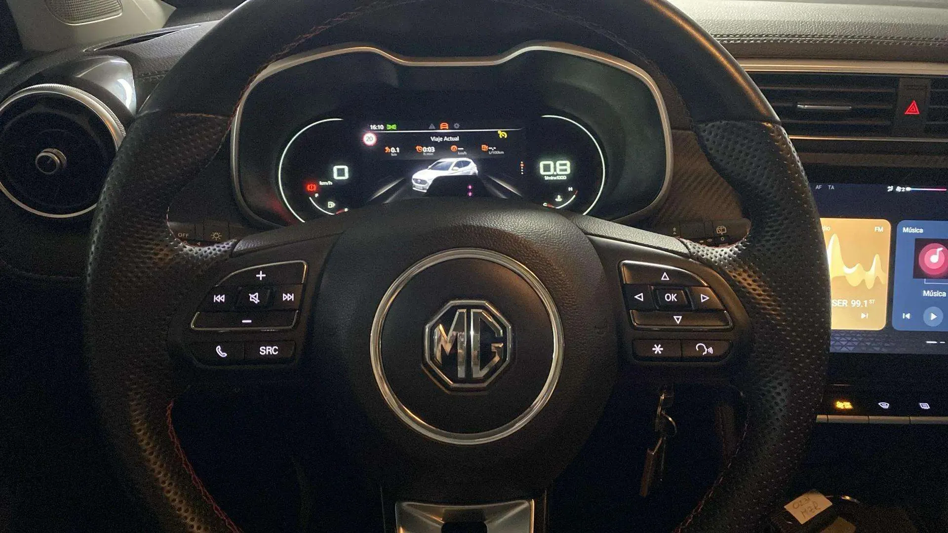 MG ZS 1.5 Luxury - foto 10