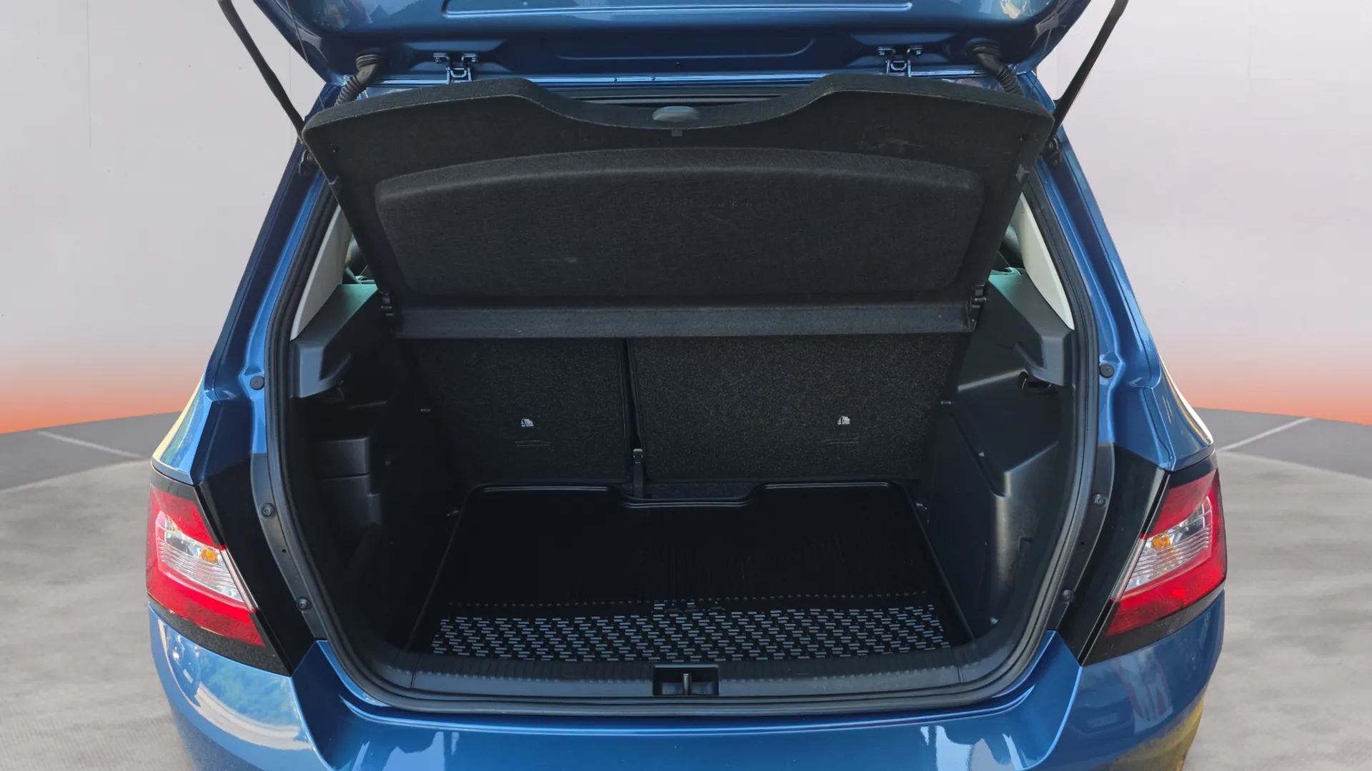 Škoda Fabia 1.0 TSI Ambition - foto 20