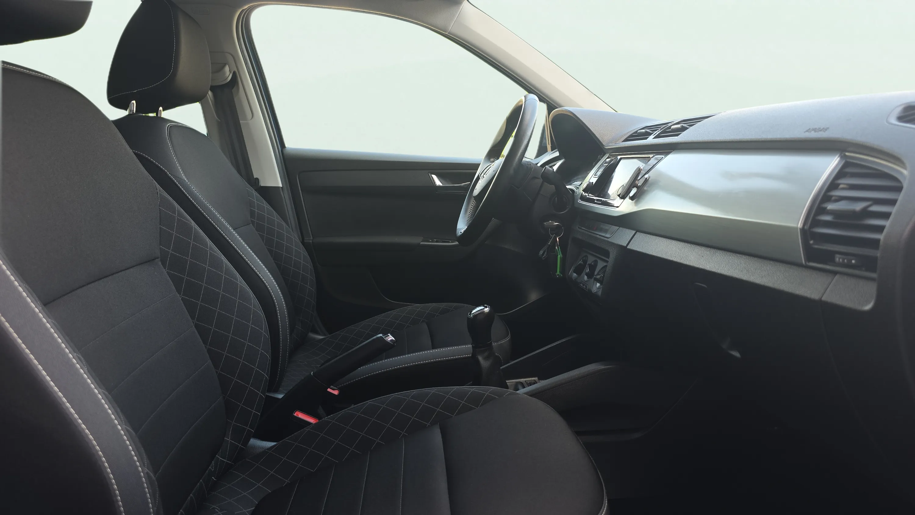 Škoda Fabia 1.0 TSI Ambition - foto 18