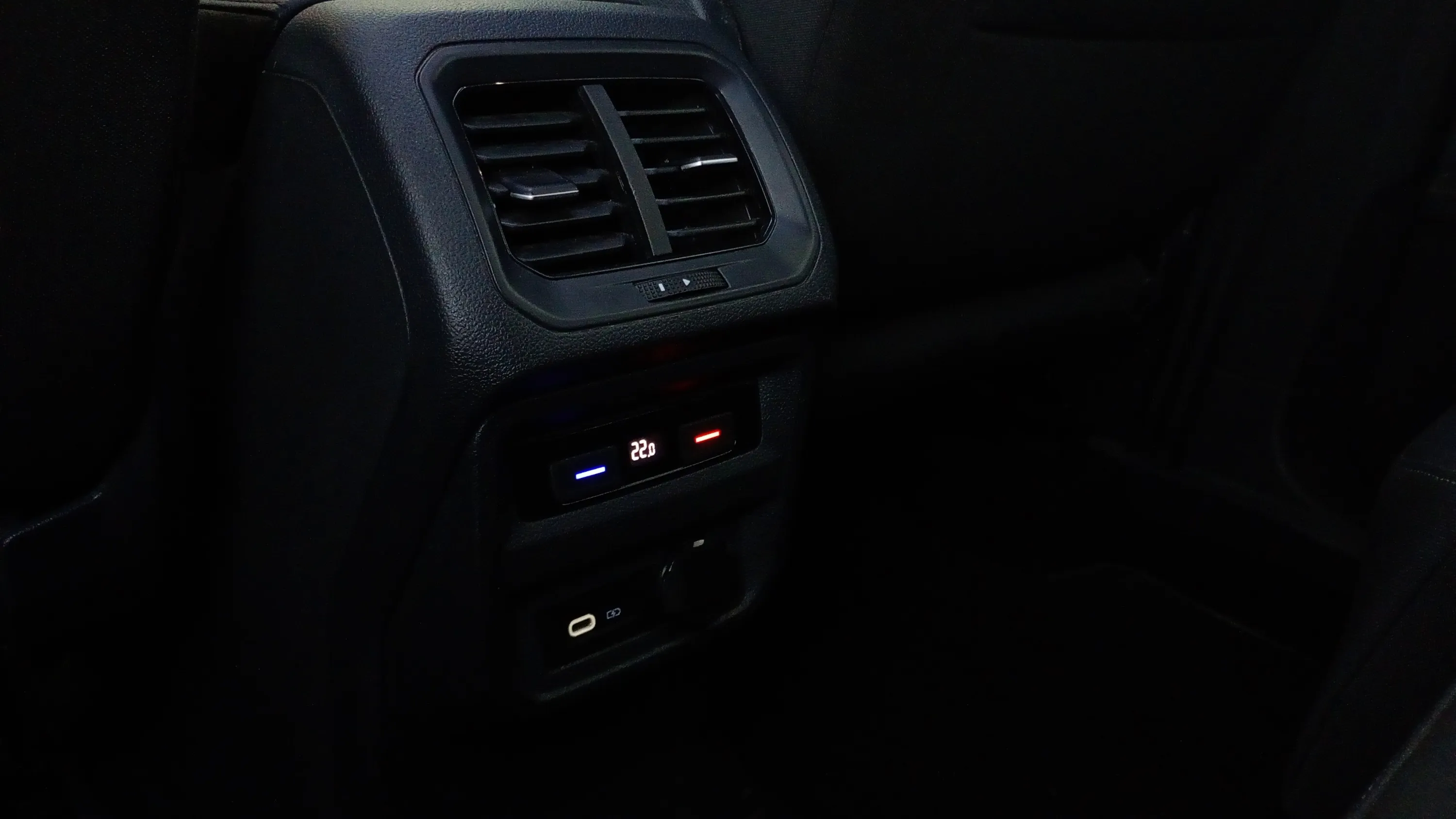 Volkswagen Tiguan Allspace 2.0 TDI - foto 23
