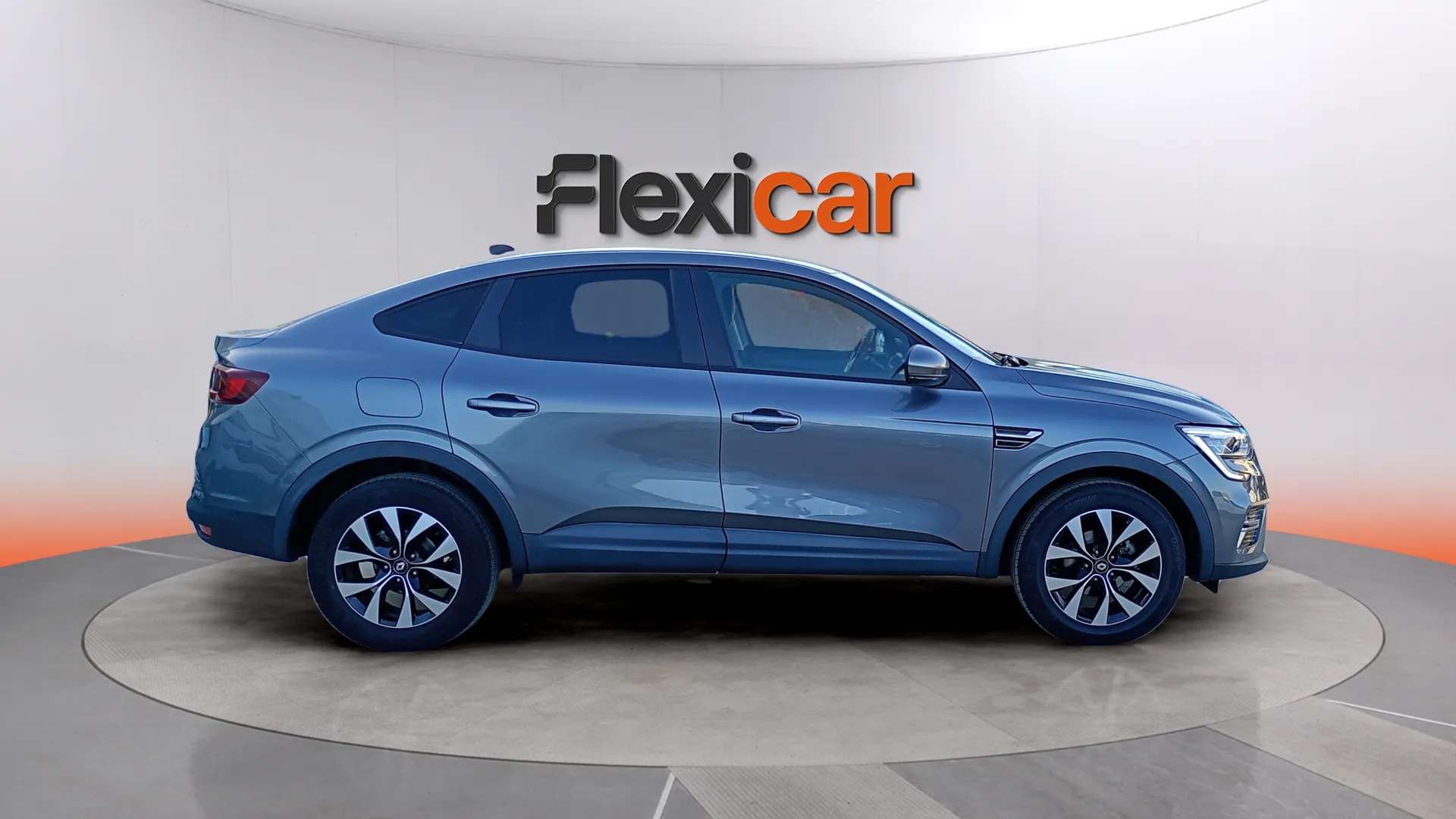 Renault Arkana Evolution E-Tech full hybrid - foto 7
