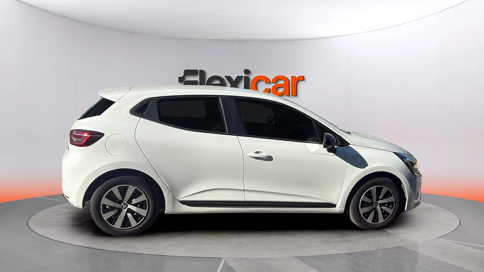 Renault Clio Equilibre E-Tech Híbrido - foto 8
