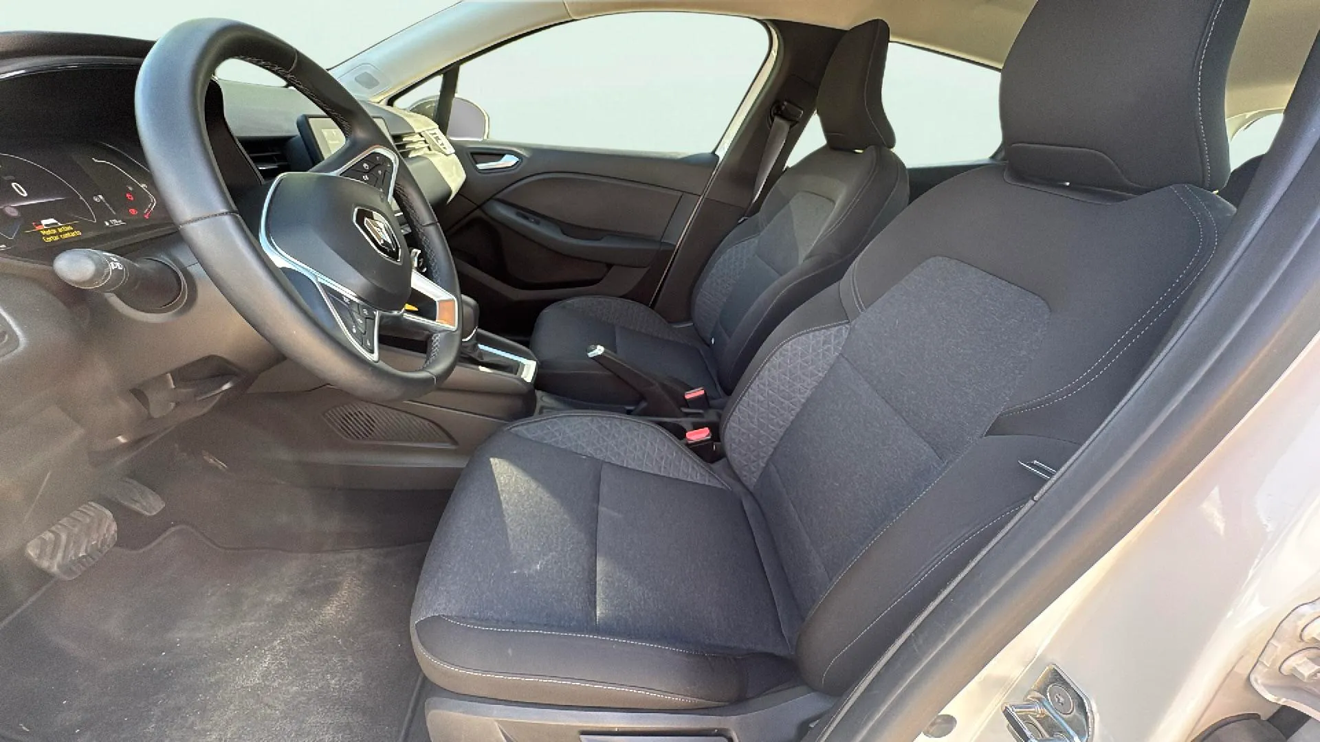 Renault Clio Equilibre E-Tech Híbrido - foto 26