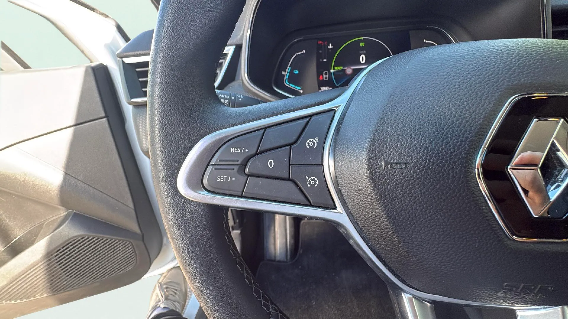 Renault Clio Equilibre E-Tech Híbrido - foto 14
