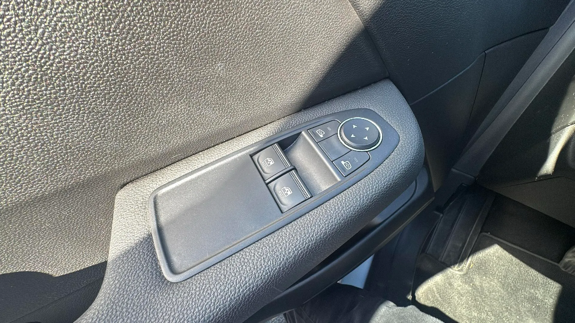 Renault Clio Equilibre E-Tech Híbrido - foto 18