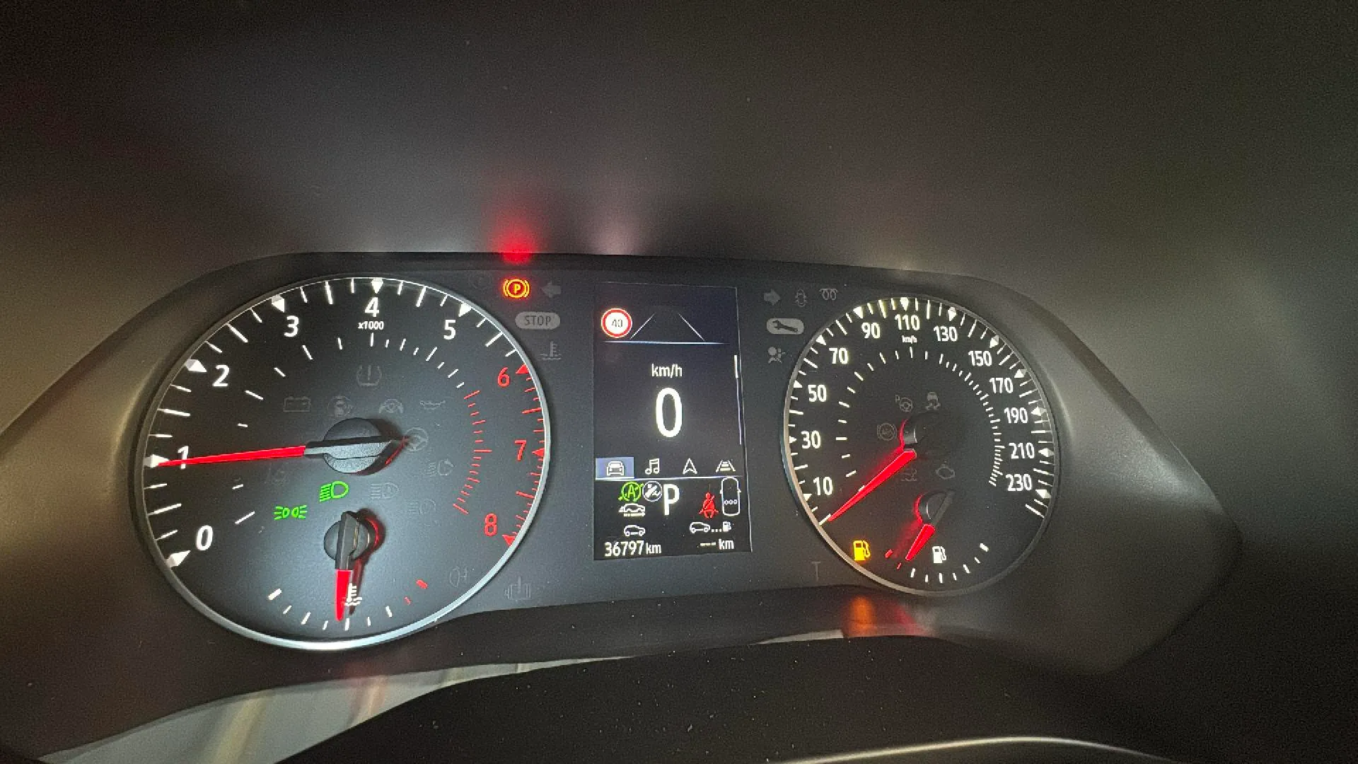 Renault Arkana Evolution TCe EDC mild hybr - foto 9