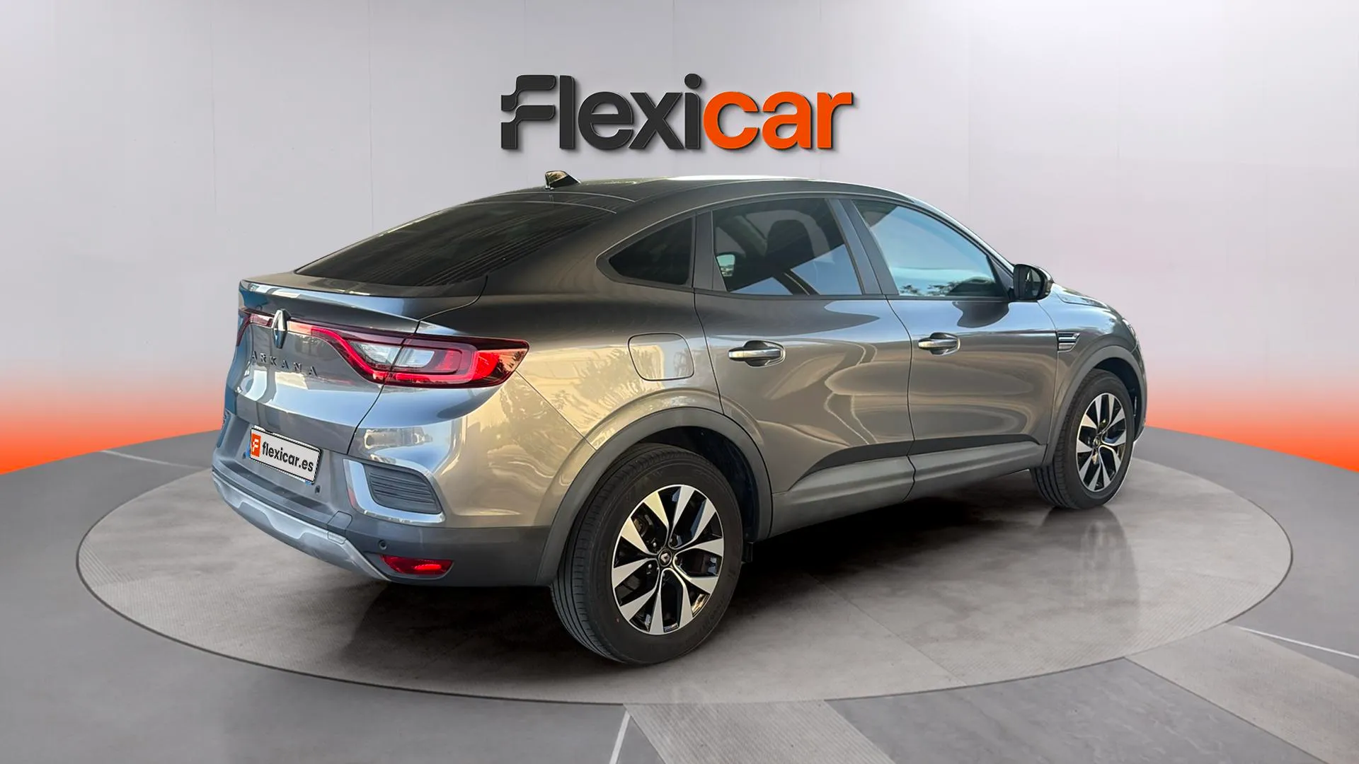 Renault Arkana Evolution TCe EDC mild hybr - foto 6