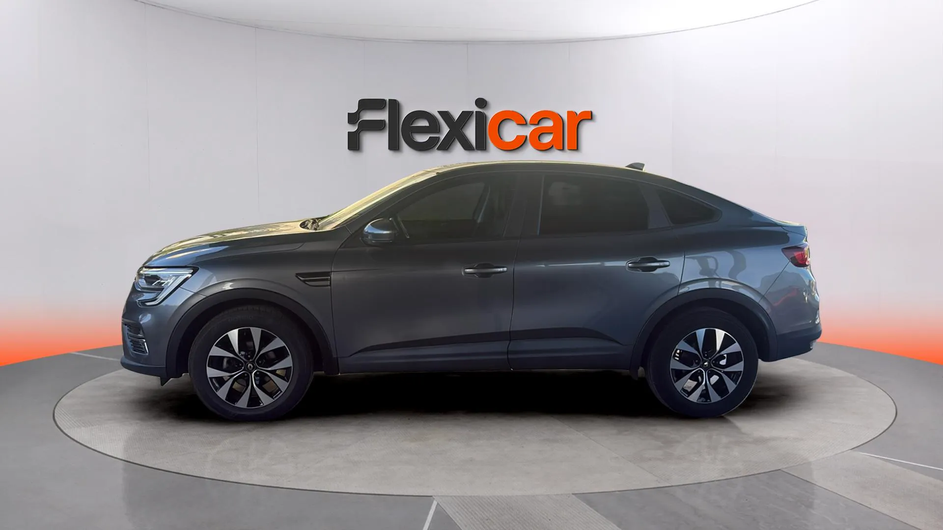 Renault Arkana Evolution TCe EDC mild hybr - foto 8