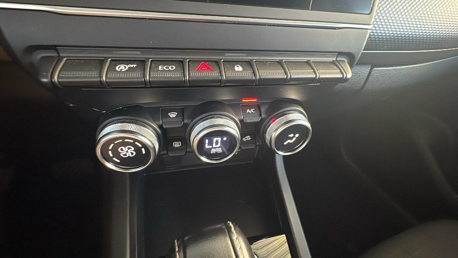 Renault Arkana Evolution TCe EDC mild hybr - foto 19