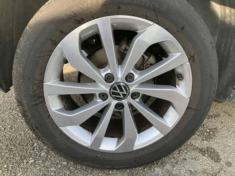 Volkswagen T-Roc Life 1.0 TSI MT6 - foto 30