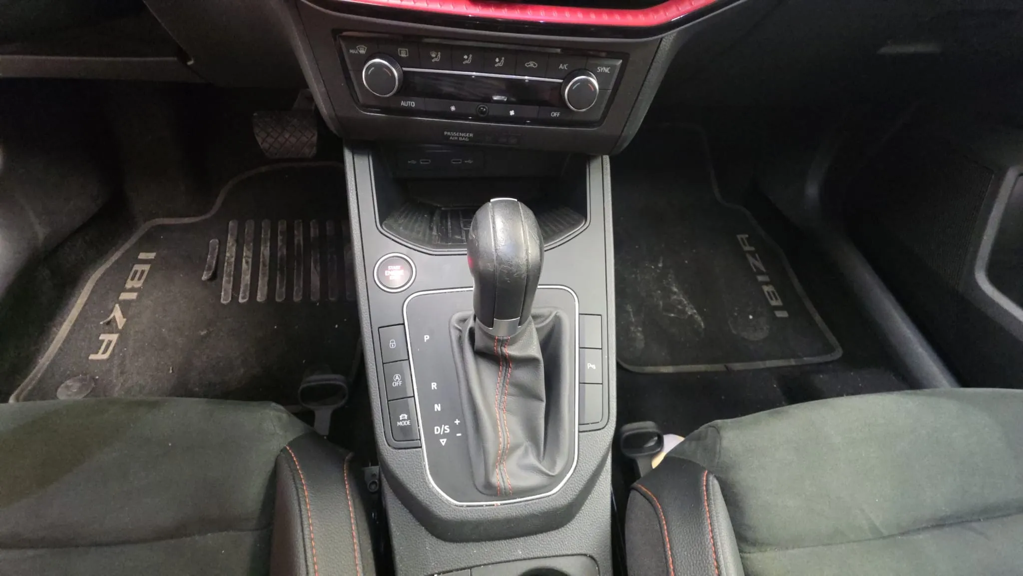 SEAT Ibiza 1.5 TSI DSG FR - foto 16