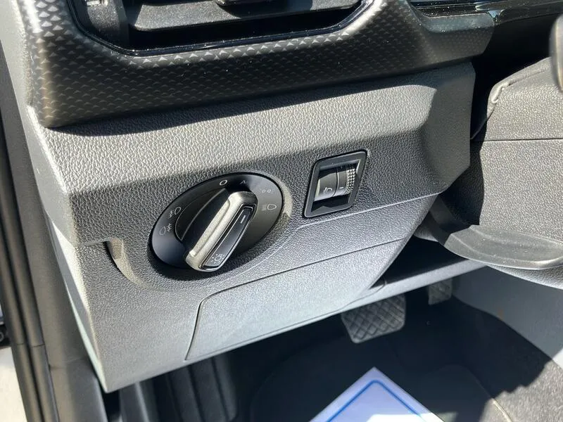 Volkswagen T-Cross Advance 1.0 TSI - foto 37
