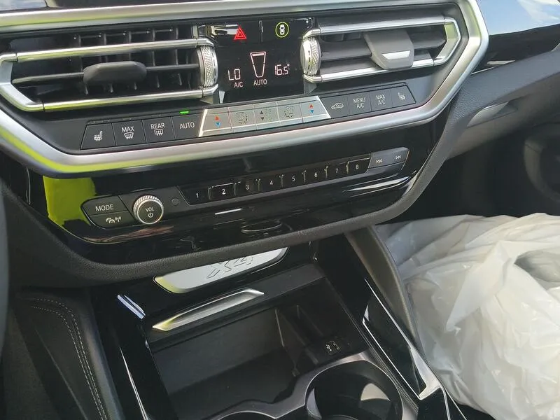 BMW X4 xDrive20d xLine - foto 12