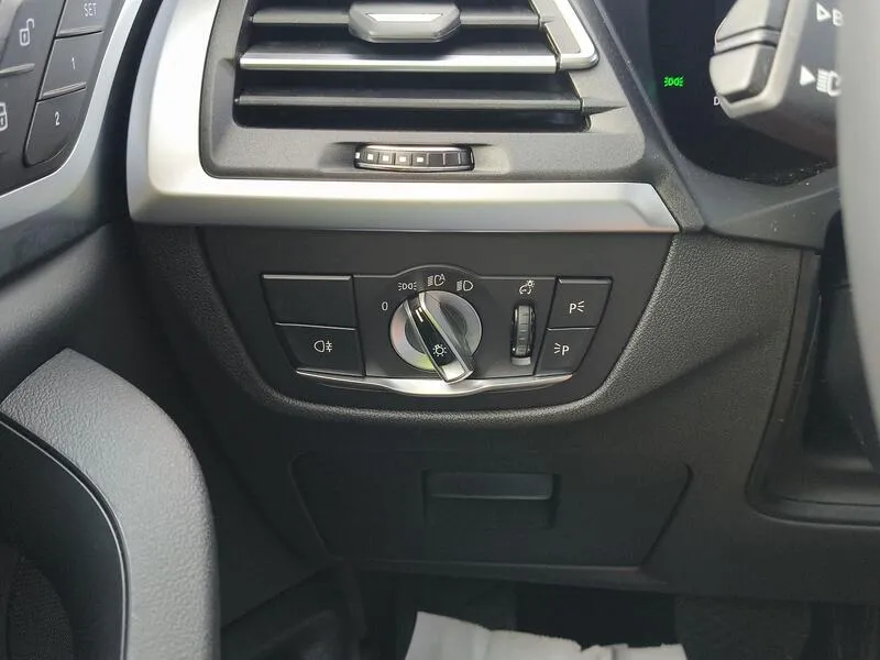 BMW X4 xDrive20d xLine - foto 28