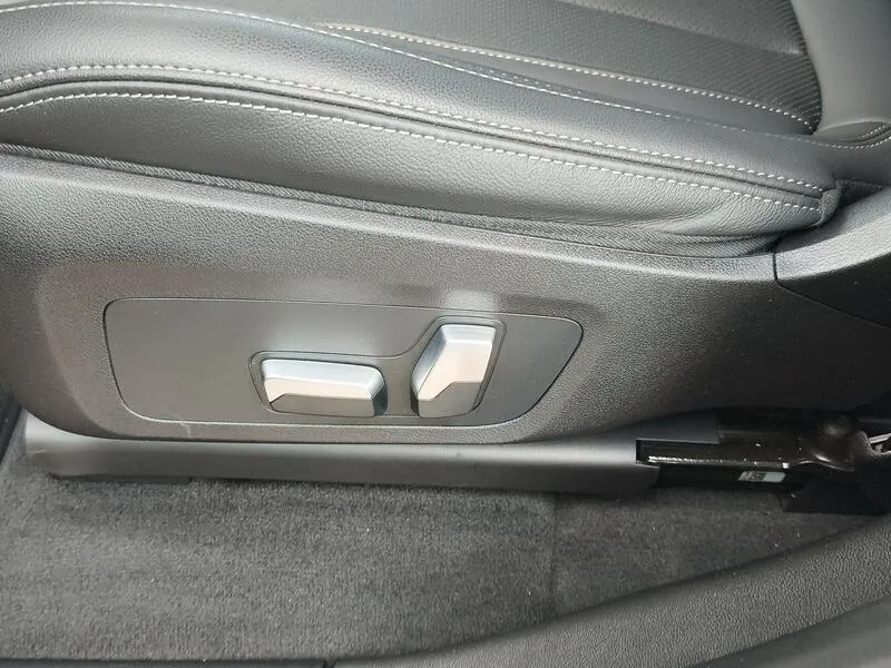 BMW X4 xDrive20d xLine - foto 31