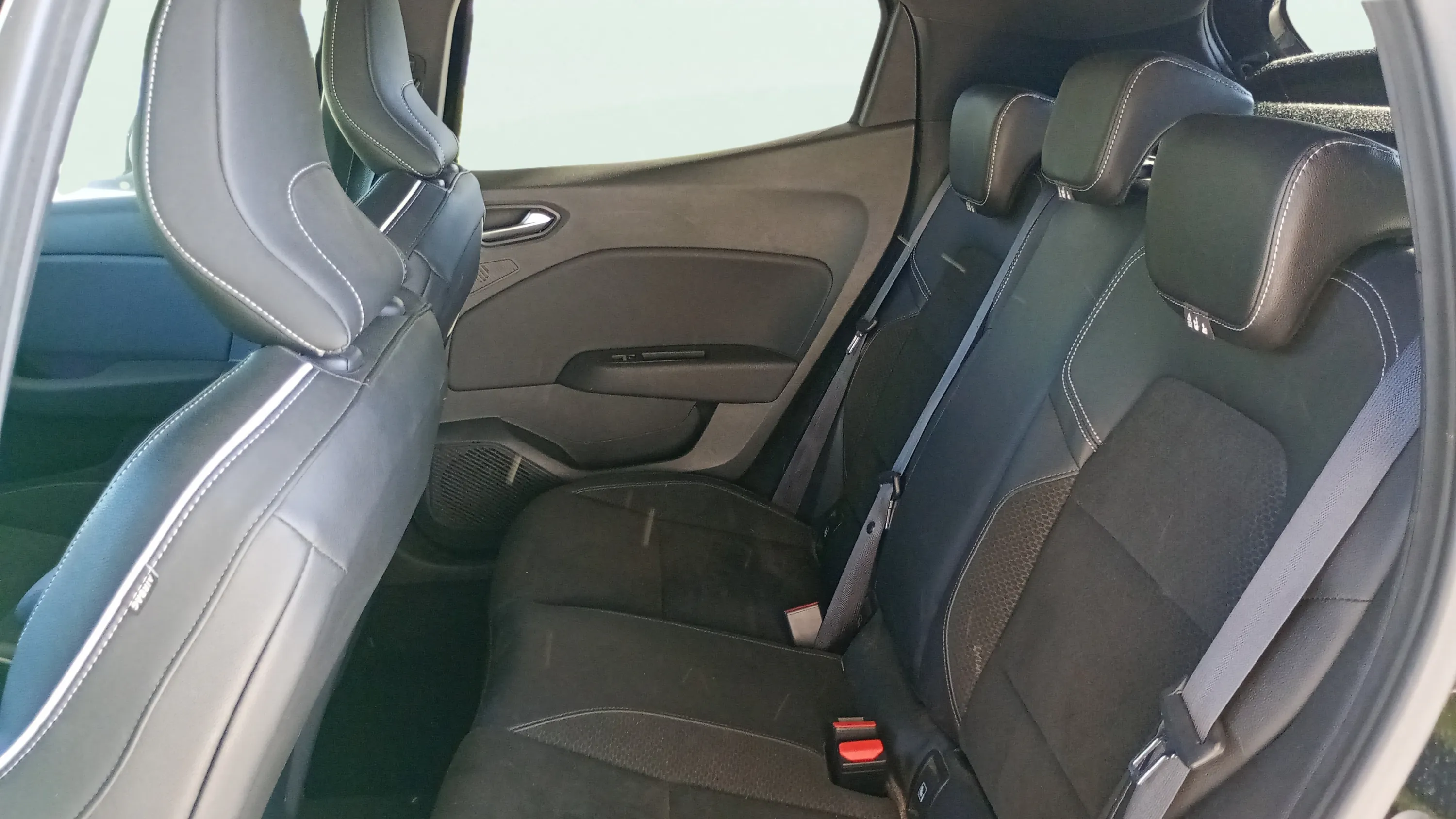 Renault Clio Zen Blue dCi - foto 21