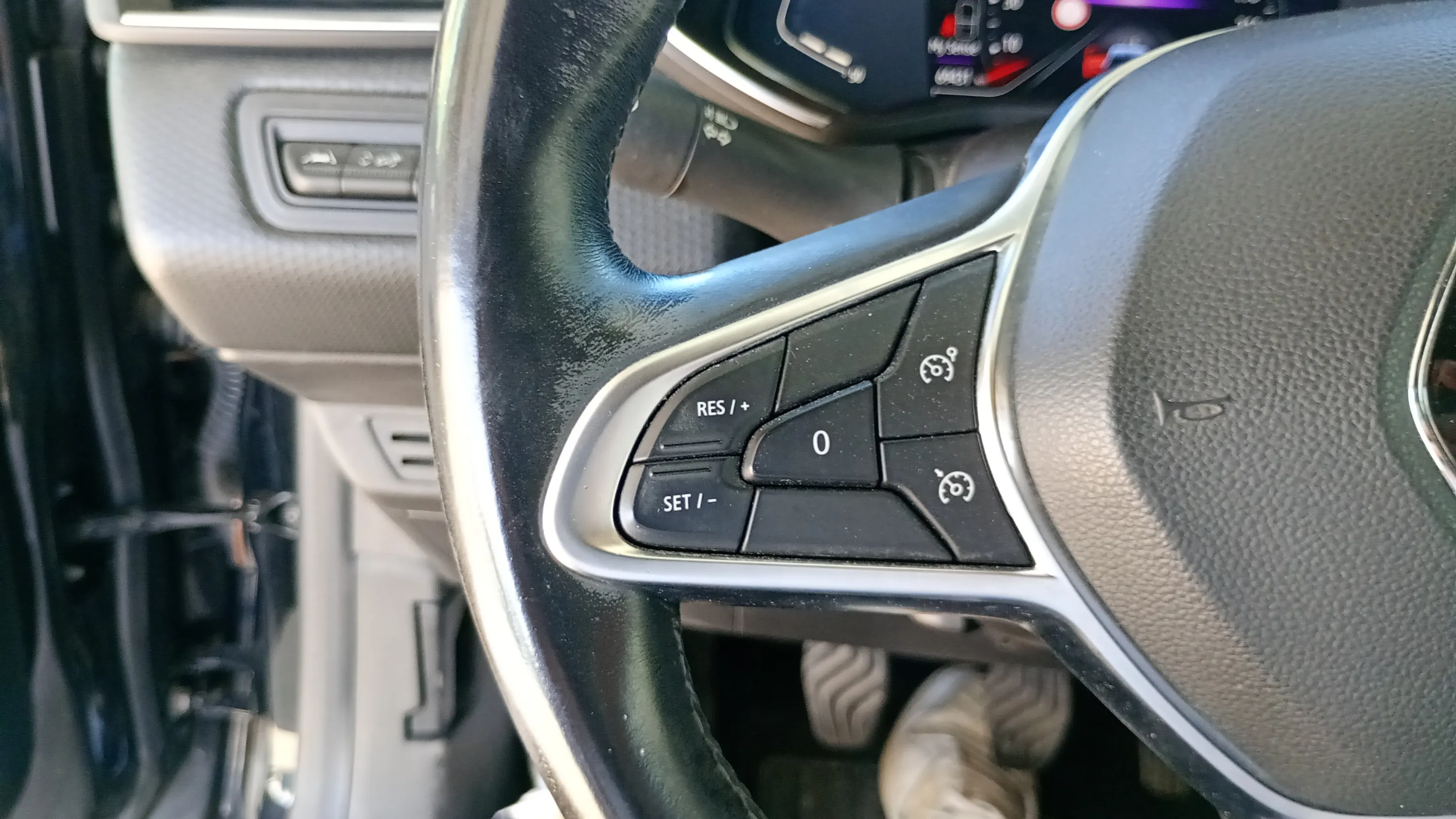 Renault Clio Zen Blue dCi - foto 13