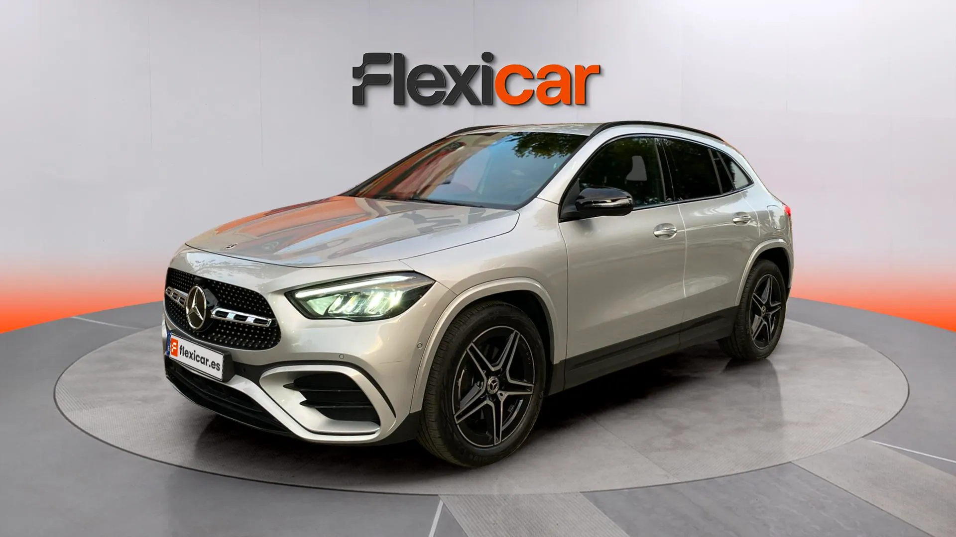 Mercedes-Benz GLA 200 D - foto 2
