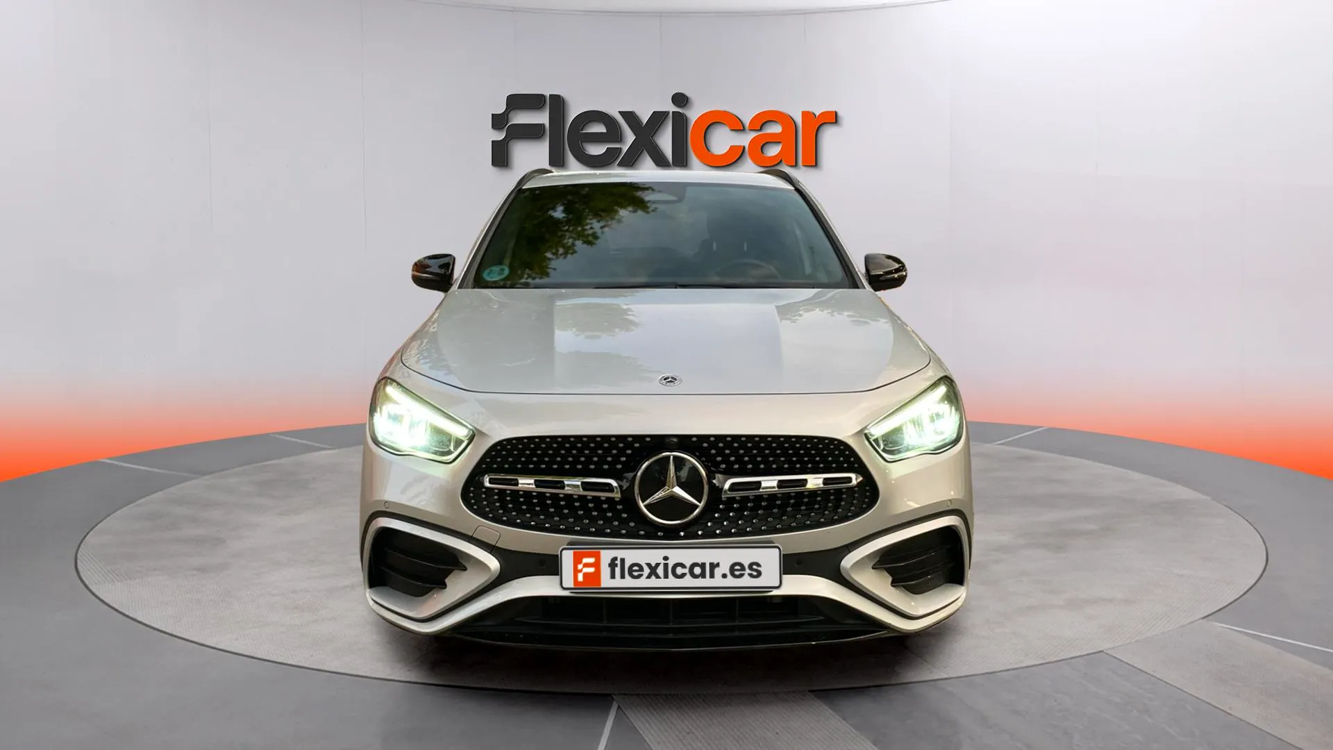 Mercedes-Benz GLA 200 D - foto 8