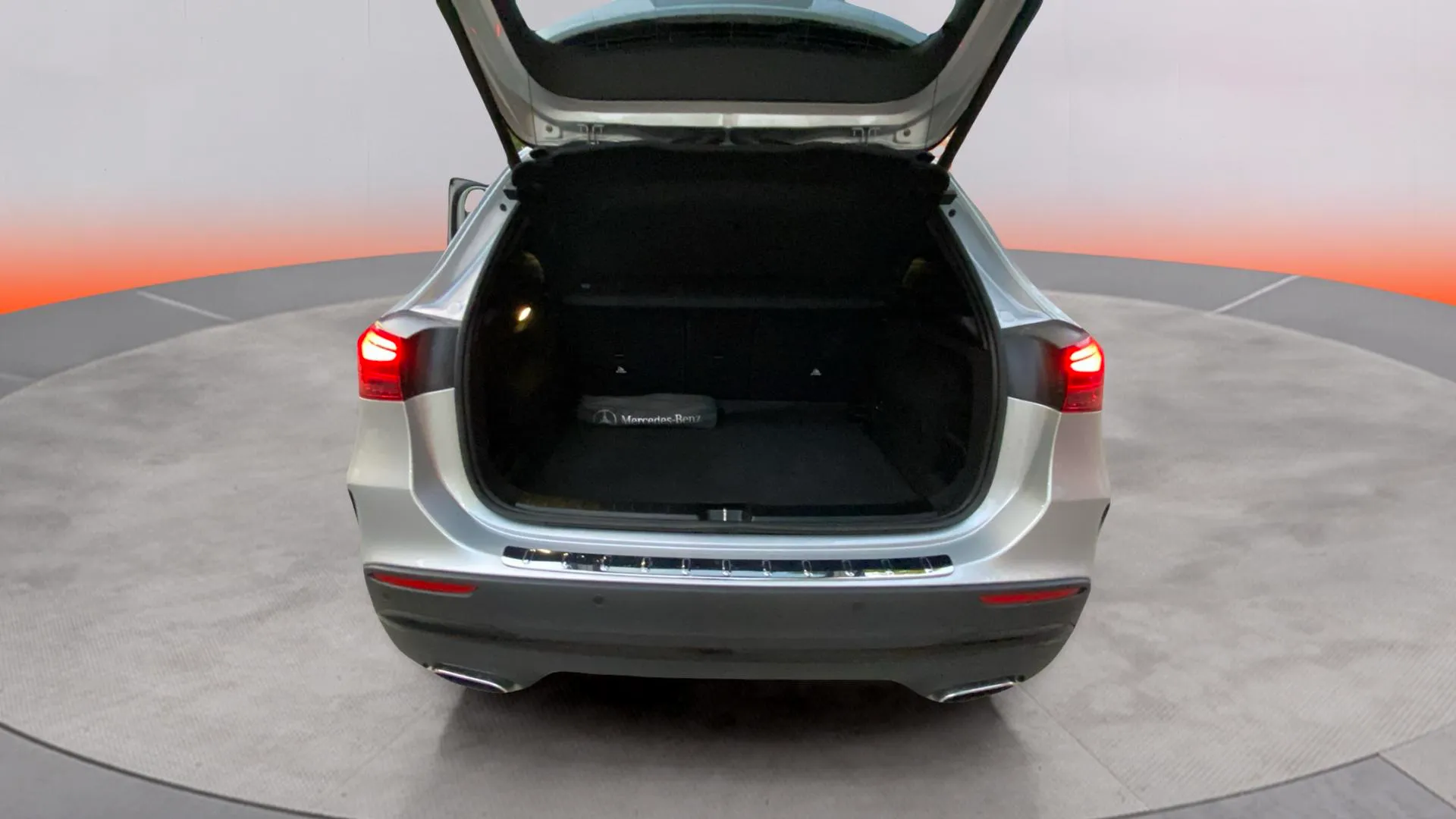 Mercedes-Benz GLA 200 D - foto 9