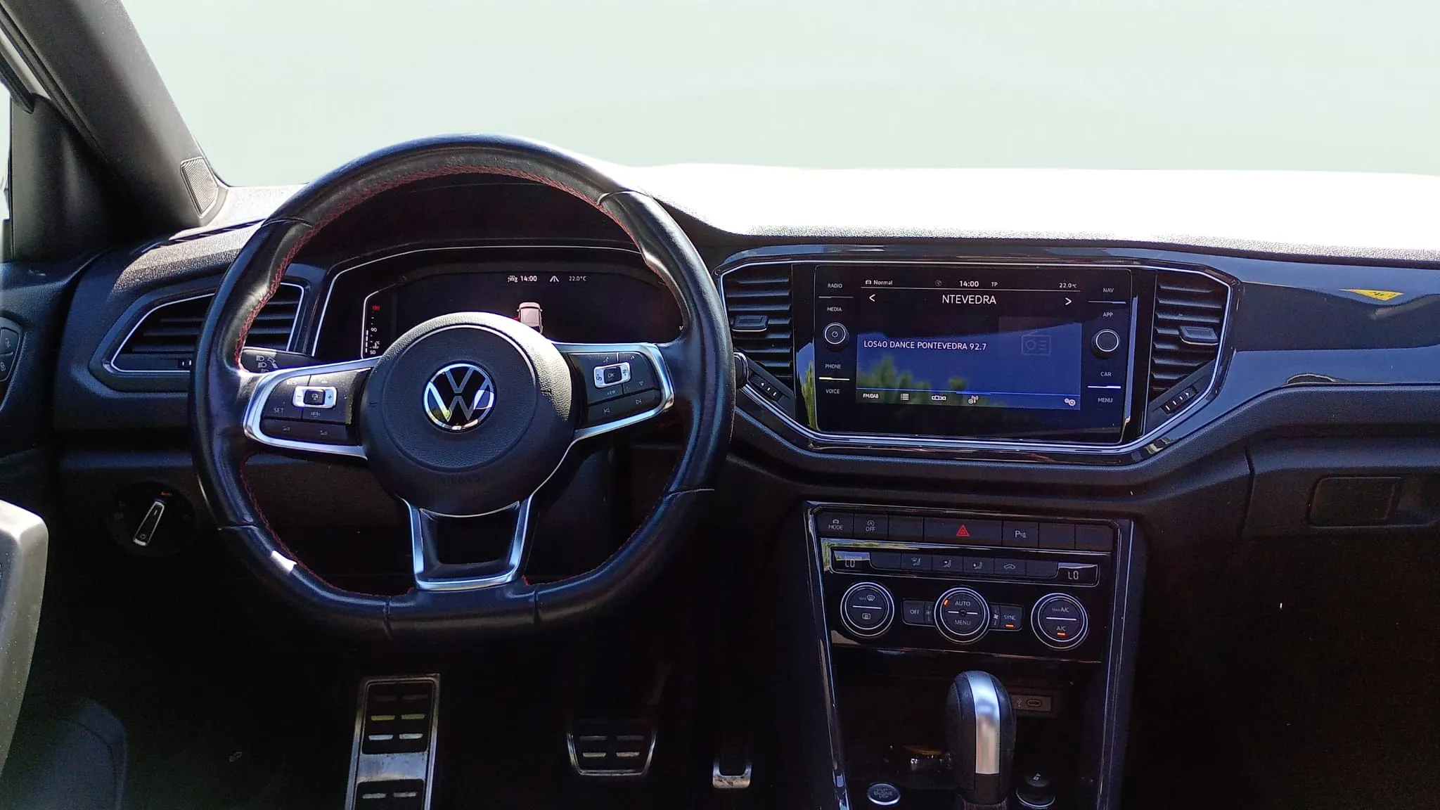 Volkswagen T-Roc Sport 1.5 TSI DSG - foto 12