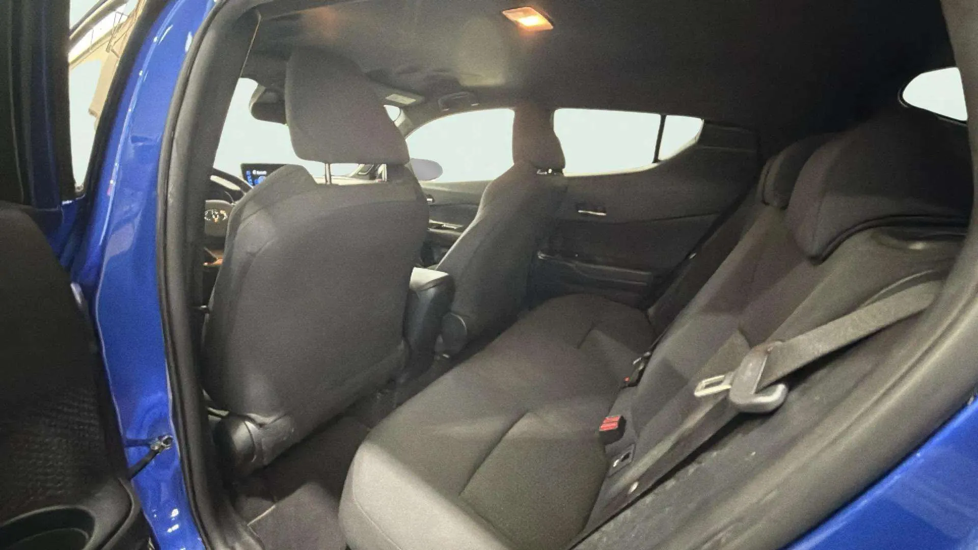 Toyota C-HR 1.8 125H Dynamic Plus - foto 15