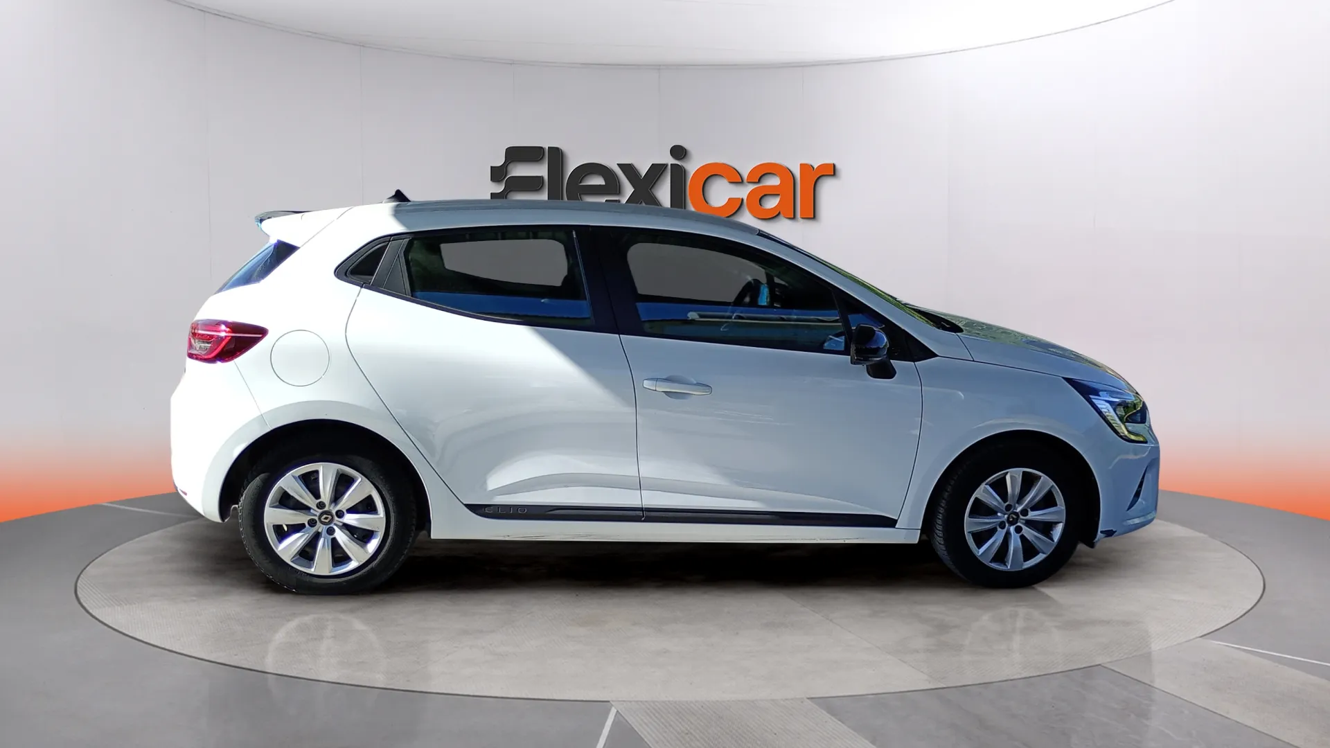 Renault Clio Equilibre E-Tech Híbrido - foto 7