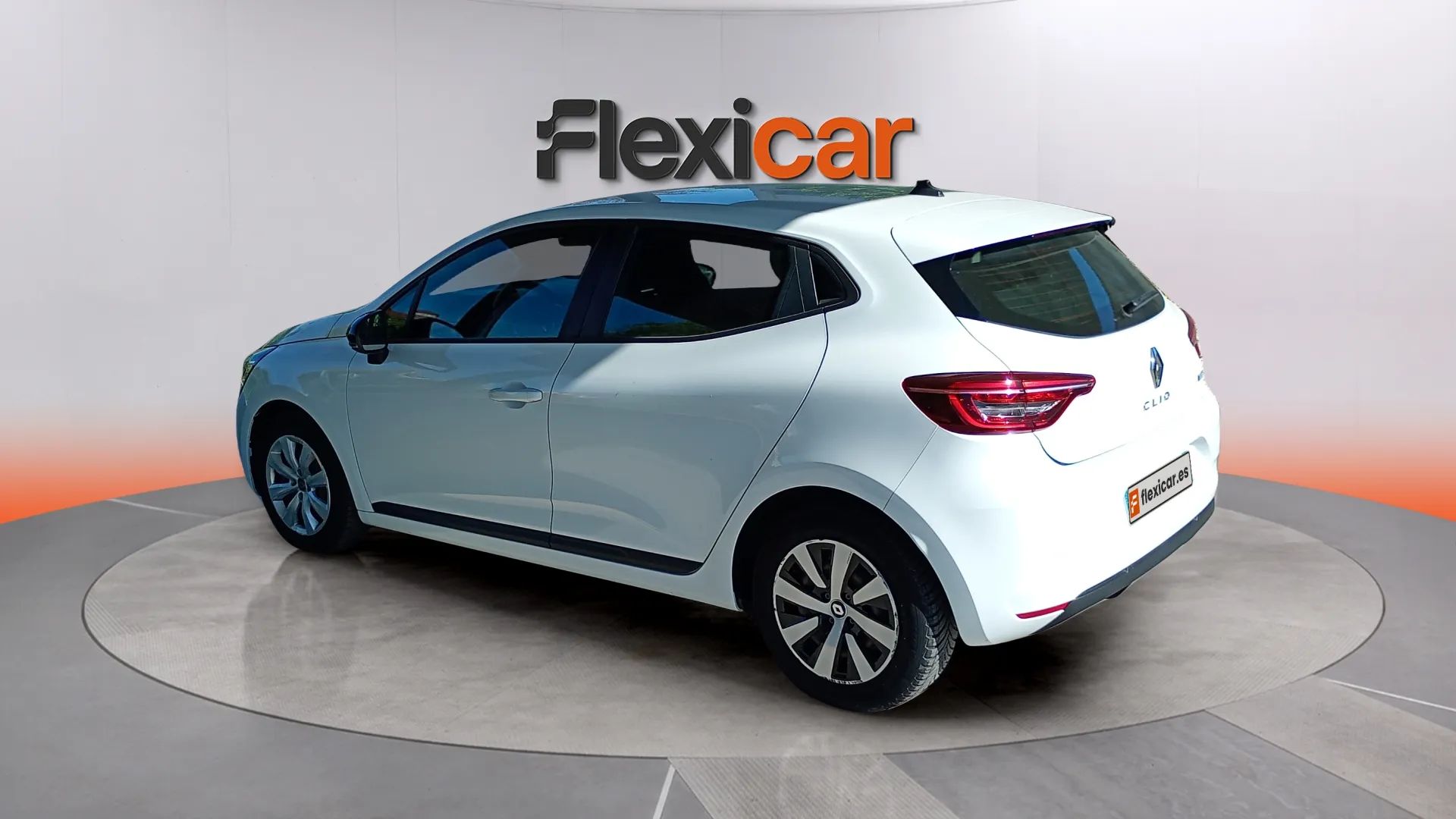 Renault Clio Equilibre E-Tech Híbrido - foto 4