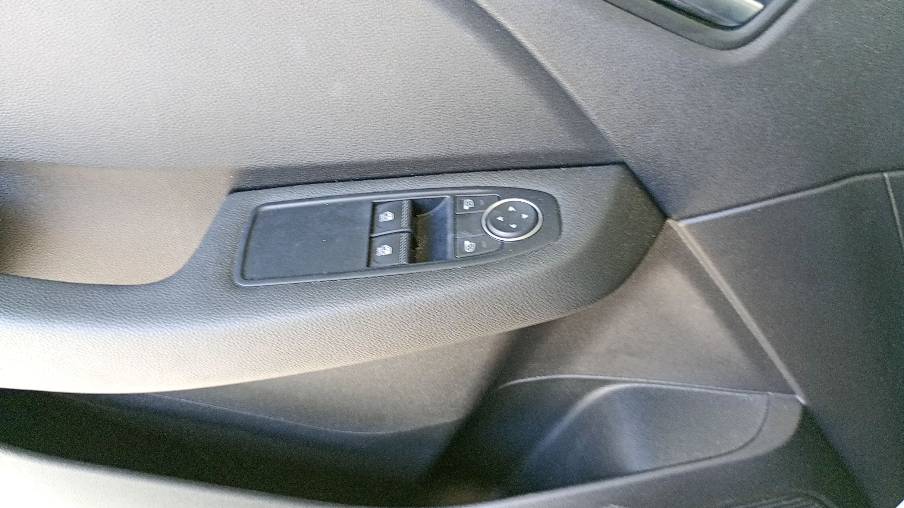 Renault Clio Equilibre E-Tech Híbrido - foto 23