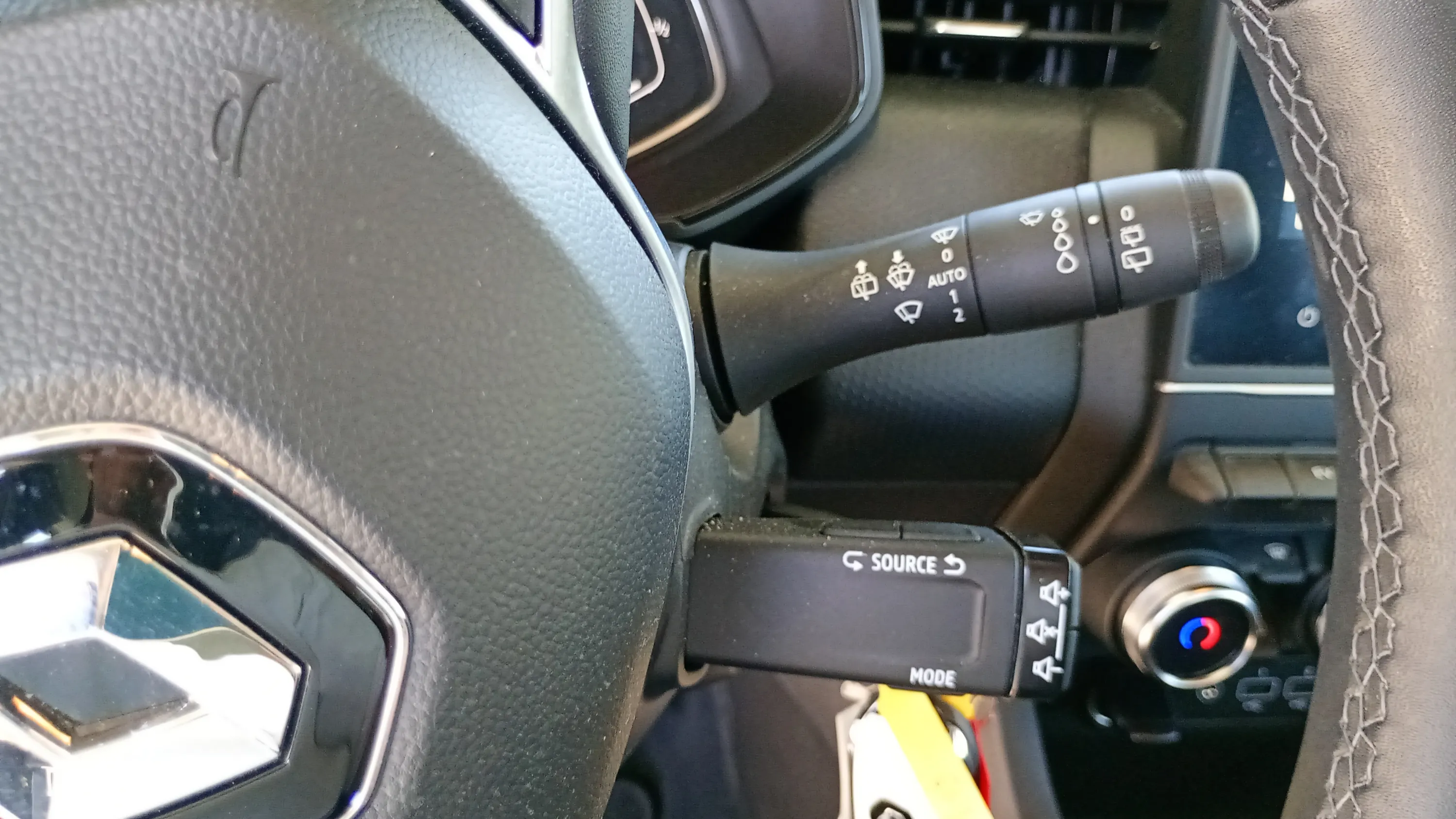Renault Clio Equilibre E-Tech Híbrido - foto 16