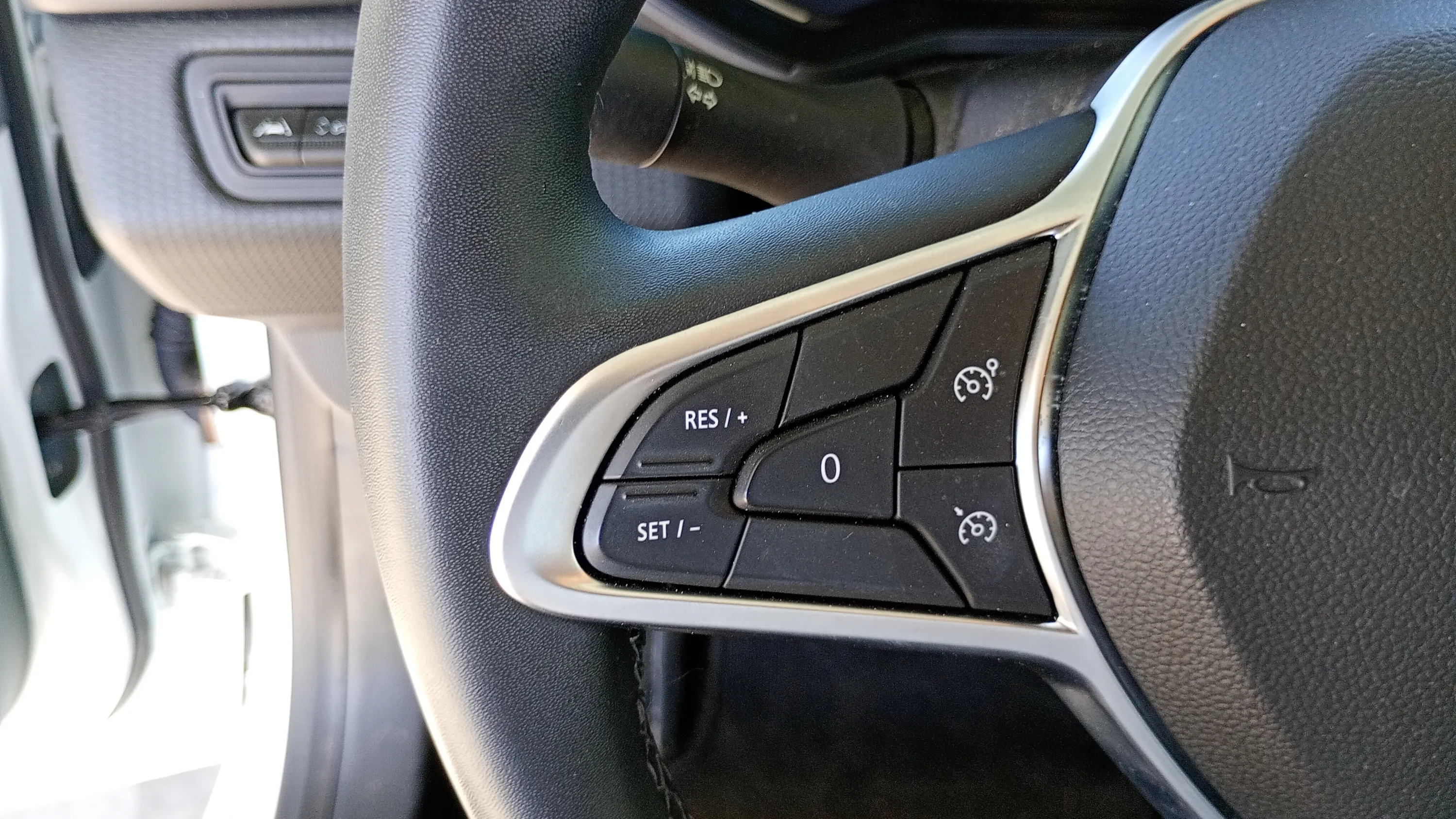 Renault Clio Equilibre E-Tech Híbrido - foto 13