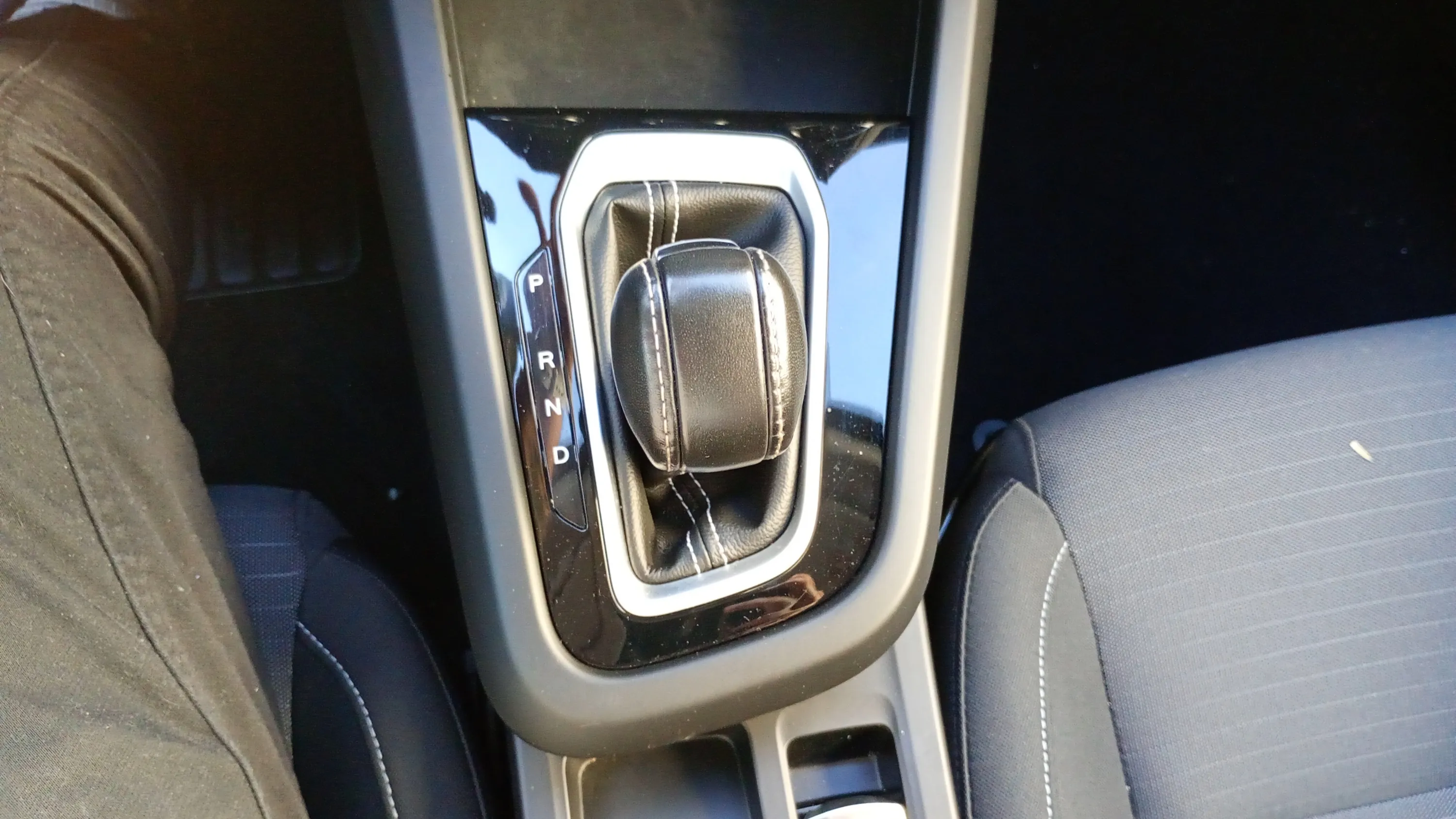 Renault Arkana Equilibre TCe EDC mild hyb - foto 21
