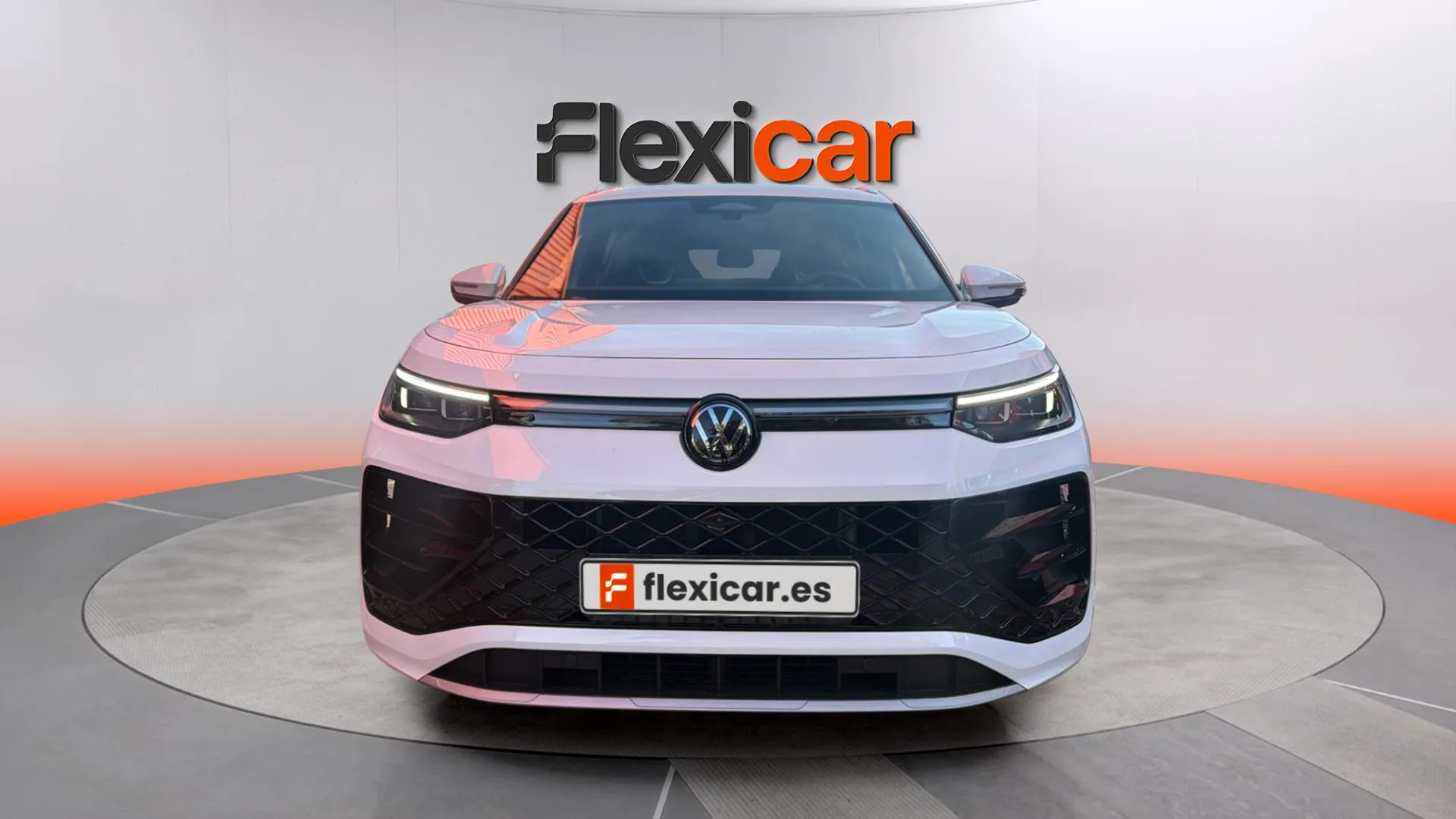 Volkswagen Tayron R-Line 1.5 eTSI DSG - foto 2
