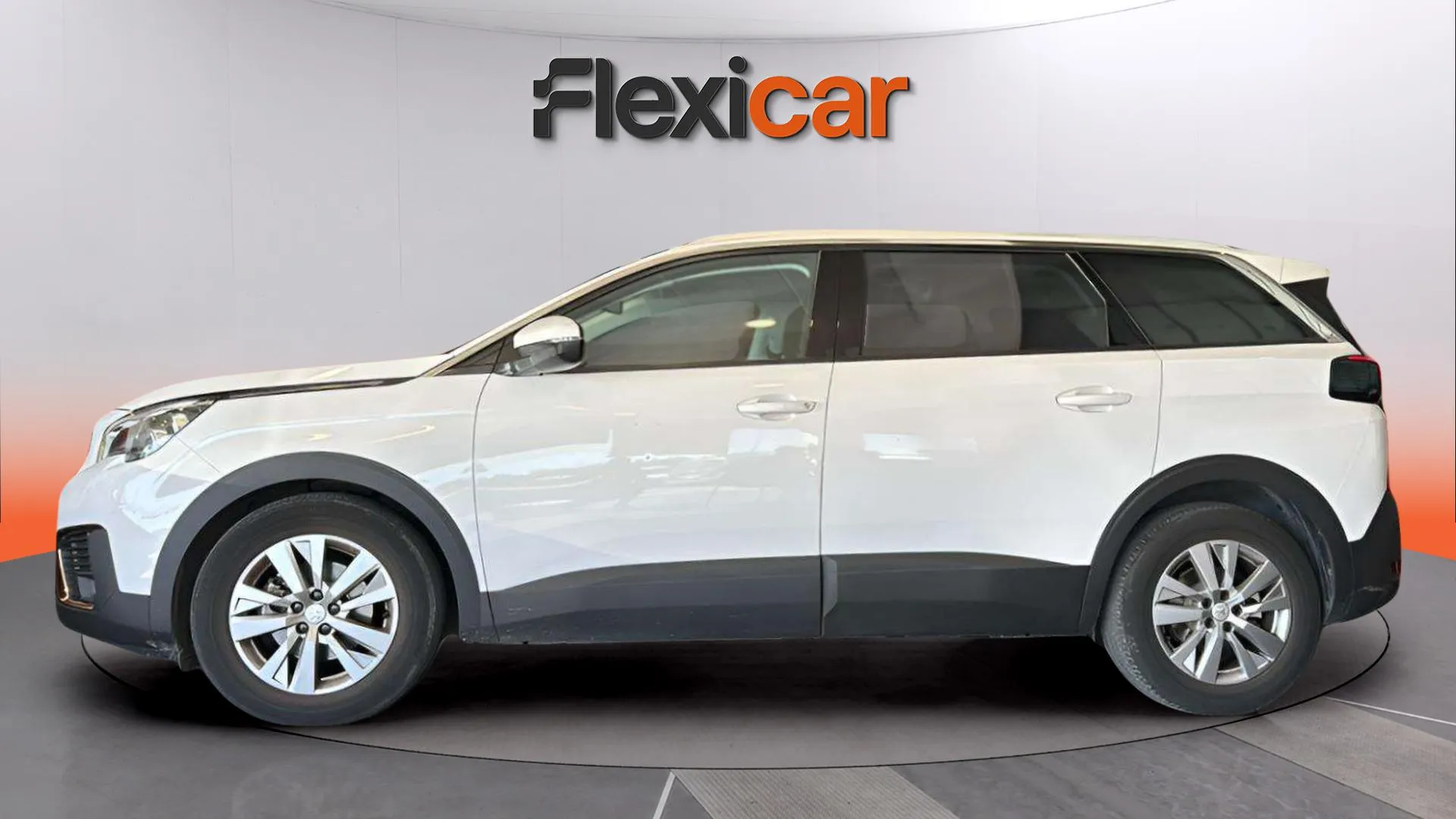 Peugeot 5008 1.2 PureTech Active Pack EAT8 - foto 4