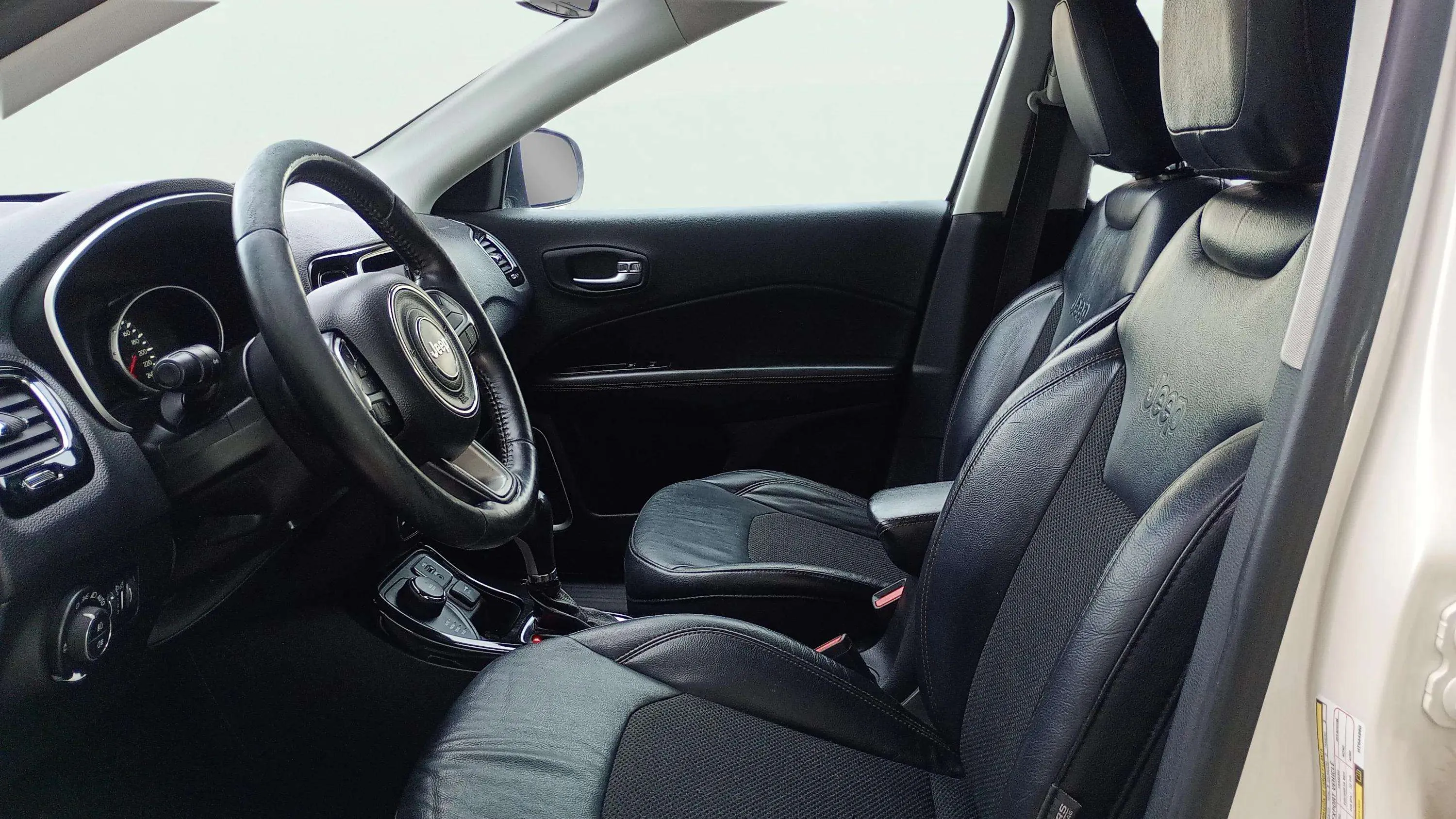 Jeep Compass 2.0 Mjet Limited 4x4 AD - foto 11