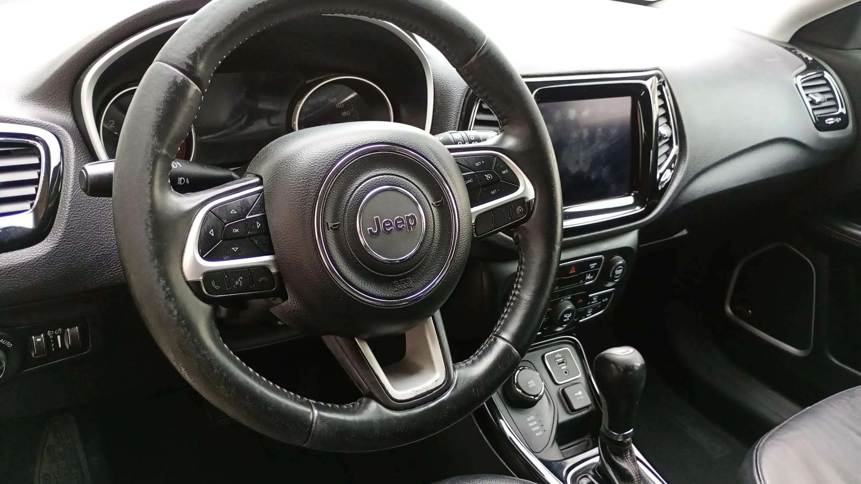 Jeep Compass 2.0 Mjet Limited 4x4 AD - foto 10