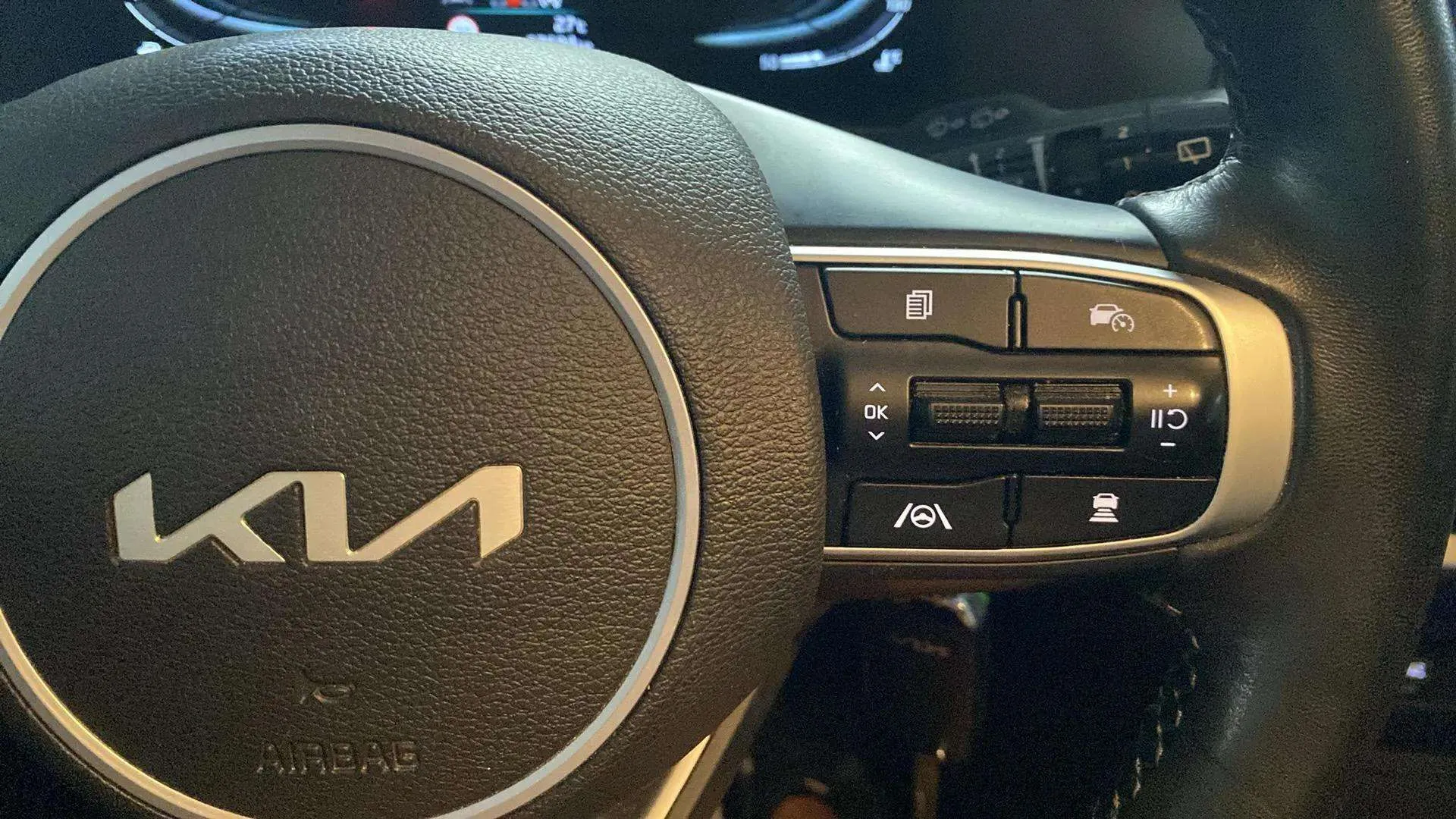Kia Sportage 1.6 T-GDi Concept 4x2 - foto 12