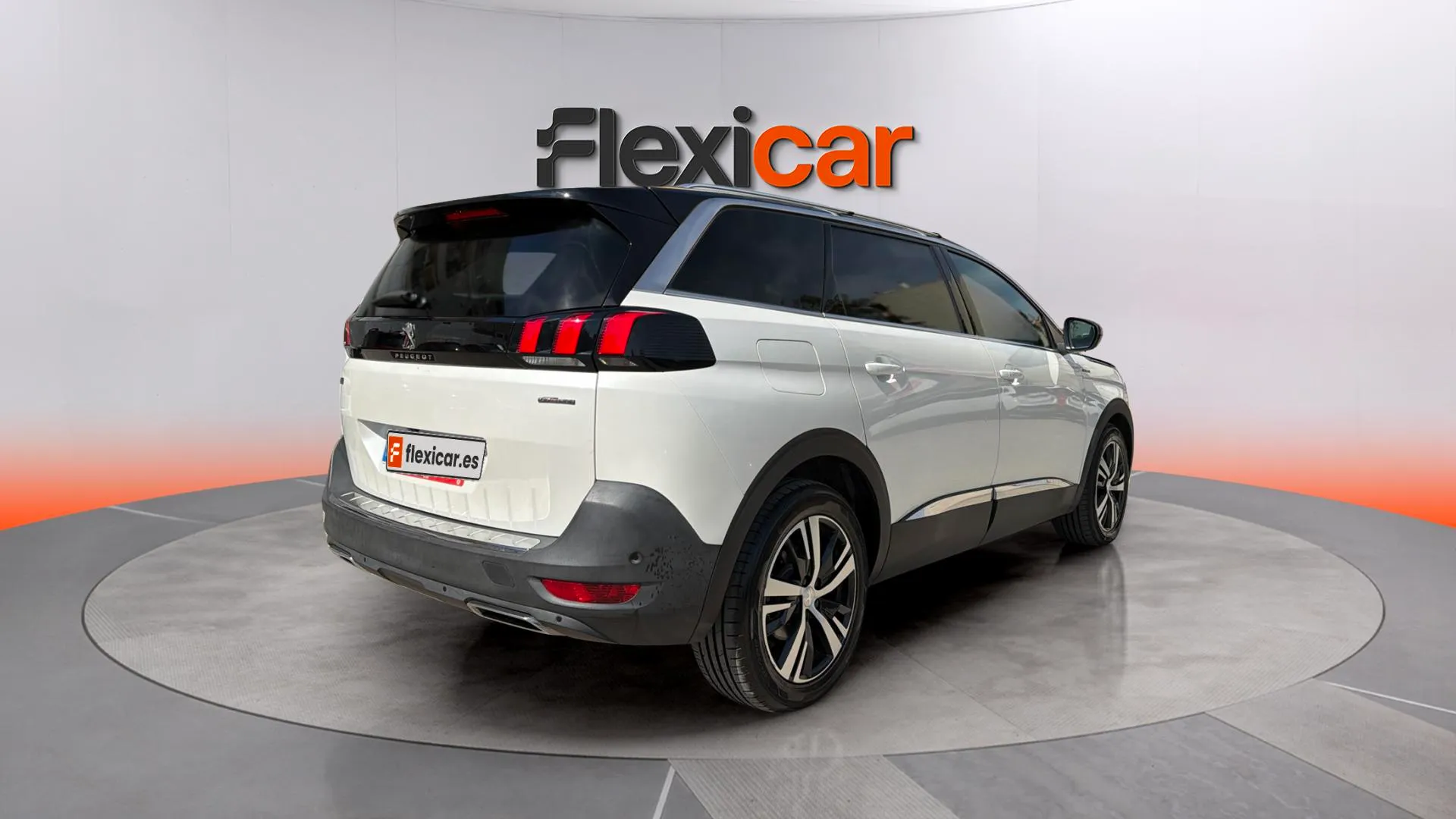 Peugeot 5008 1.2 PureTech GT EAT8 - foto 7