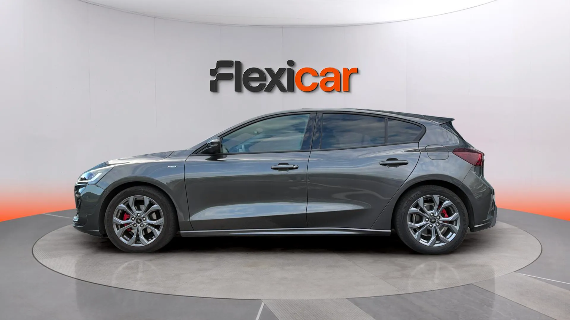 Ford Focus 1.0 EcoBoost MHEV ST-Line - foto 4