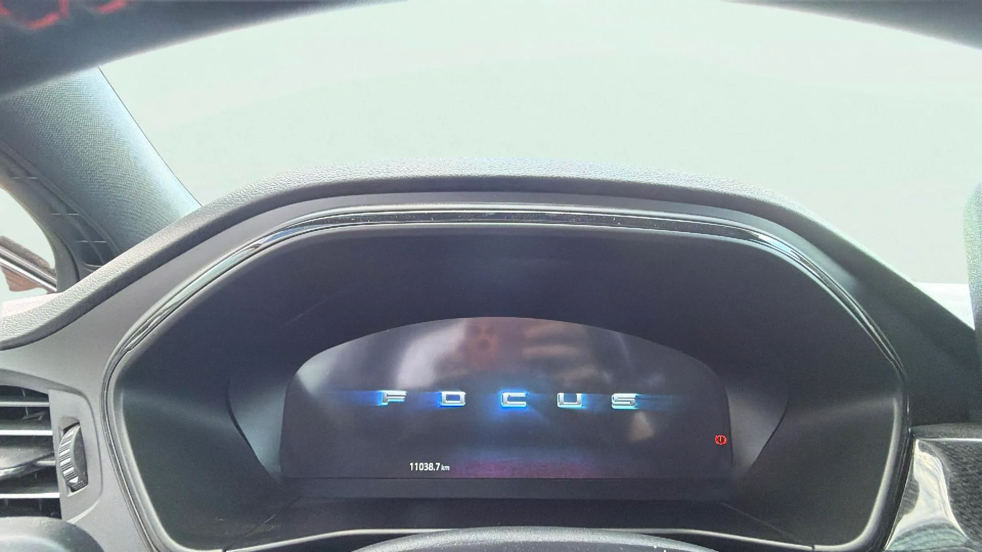Ford Focus 1.0 EcoBoost MHEV ST-Line - foto 9