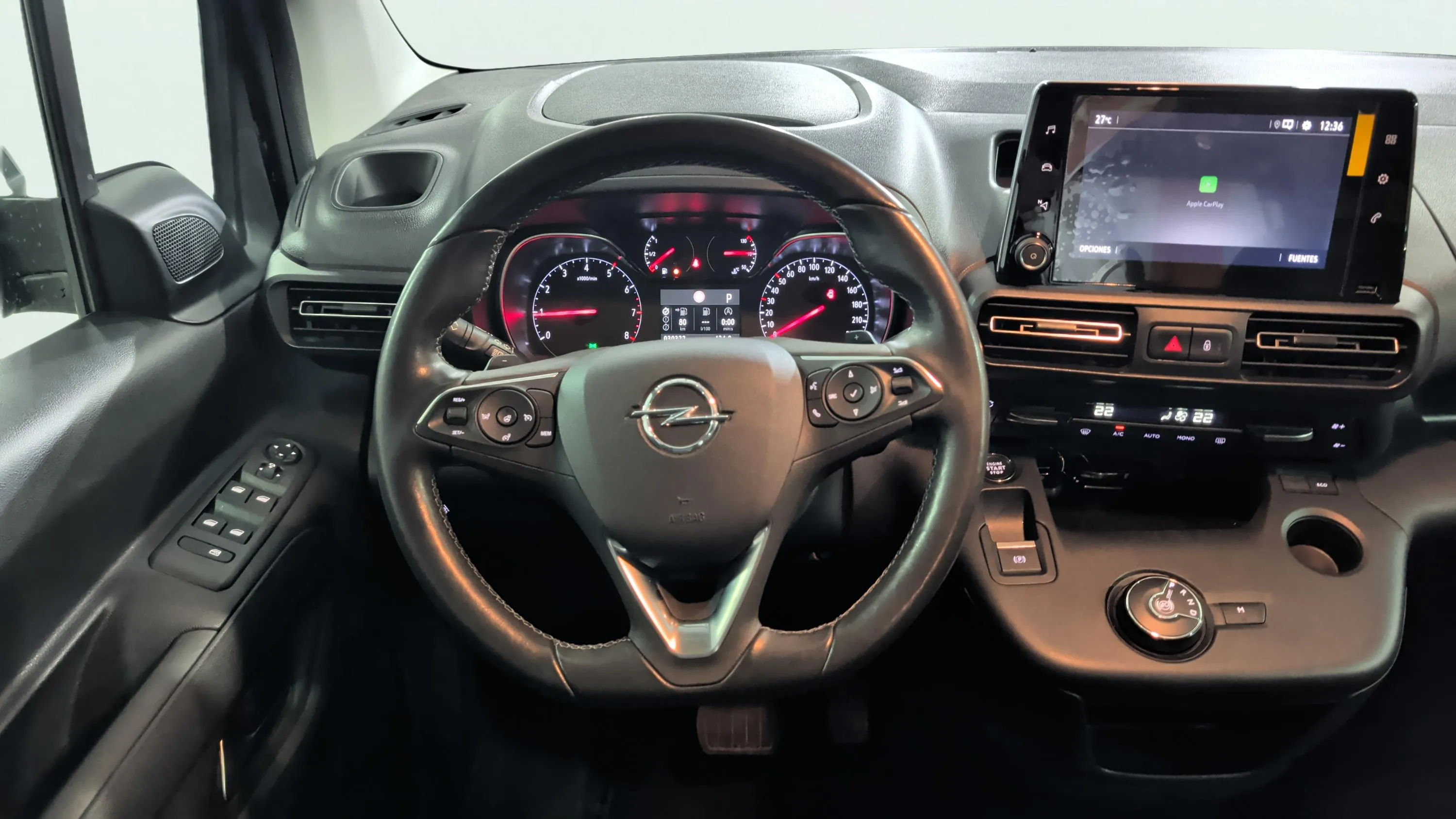 Opel Combo 1.2 T Elegance XL - foto 11