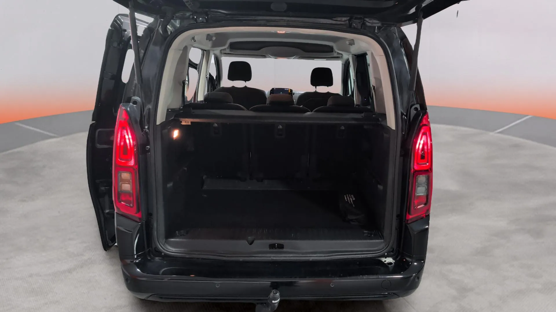 Opel Combo 1.2 T Elegance XL - foto 16