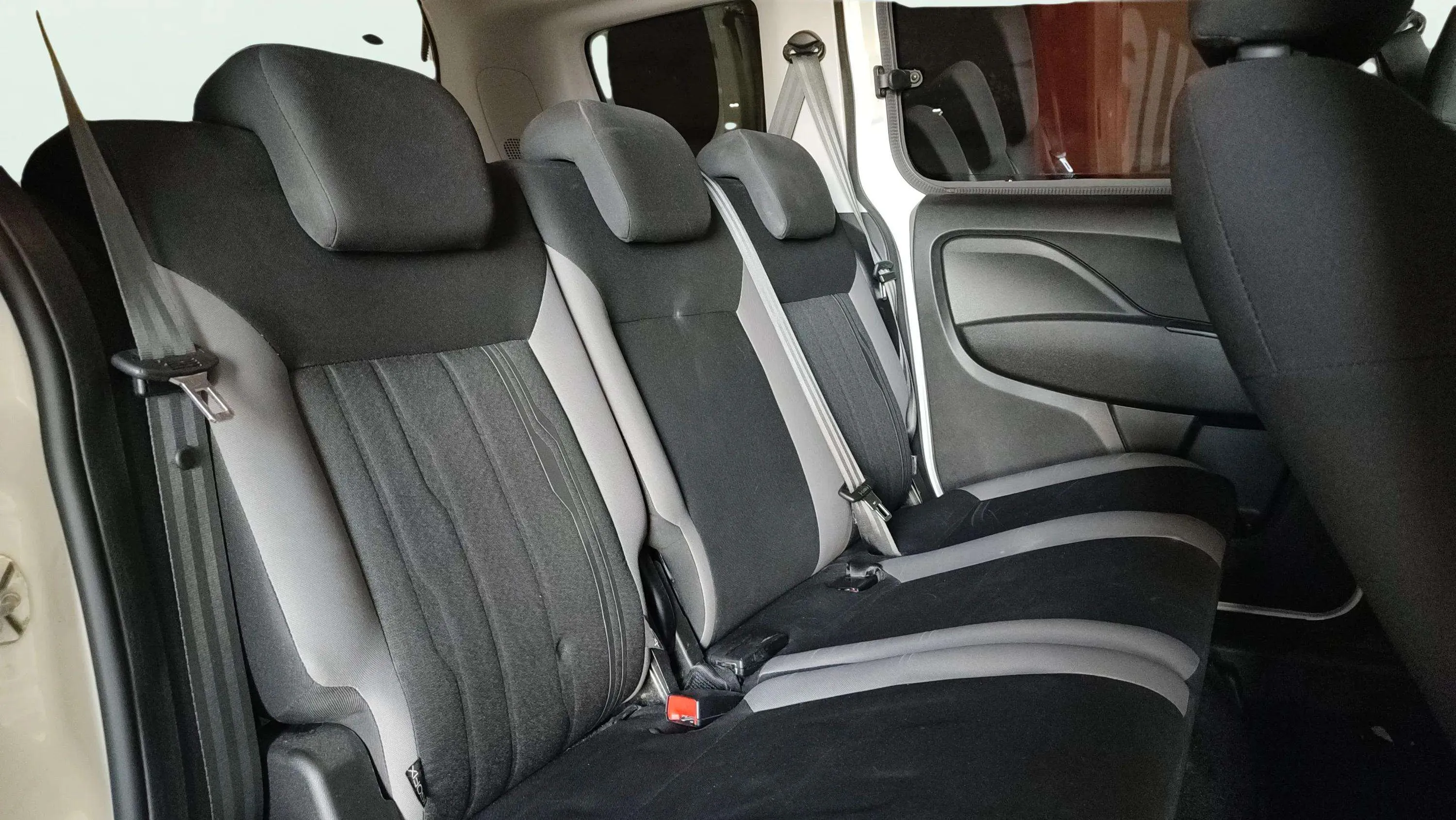 Fiat Doblò Combi N1 Maxi SX 1.3 Mjet - foto 19