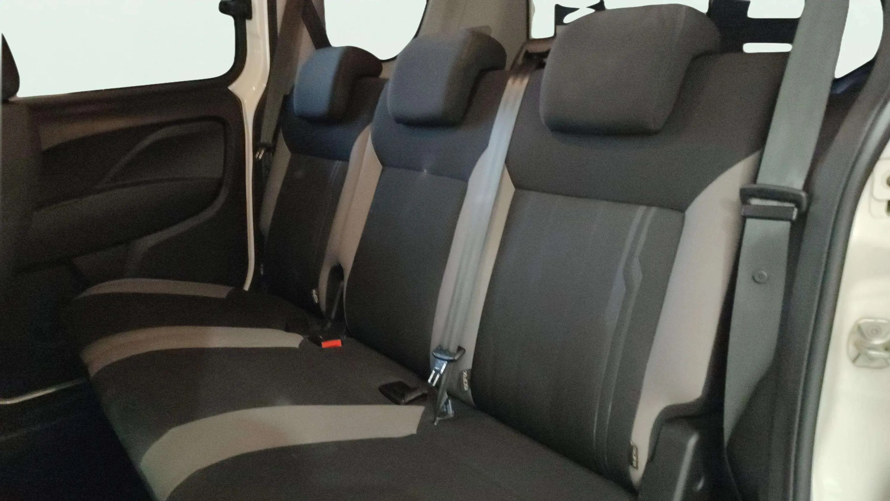 Fiat Doblò Combi N1 Maxi SX 1.3 Mjet - foto 18