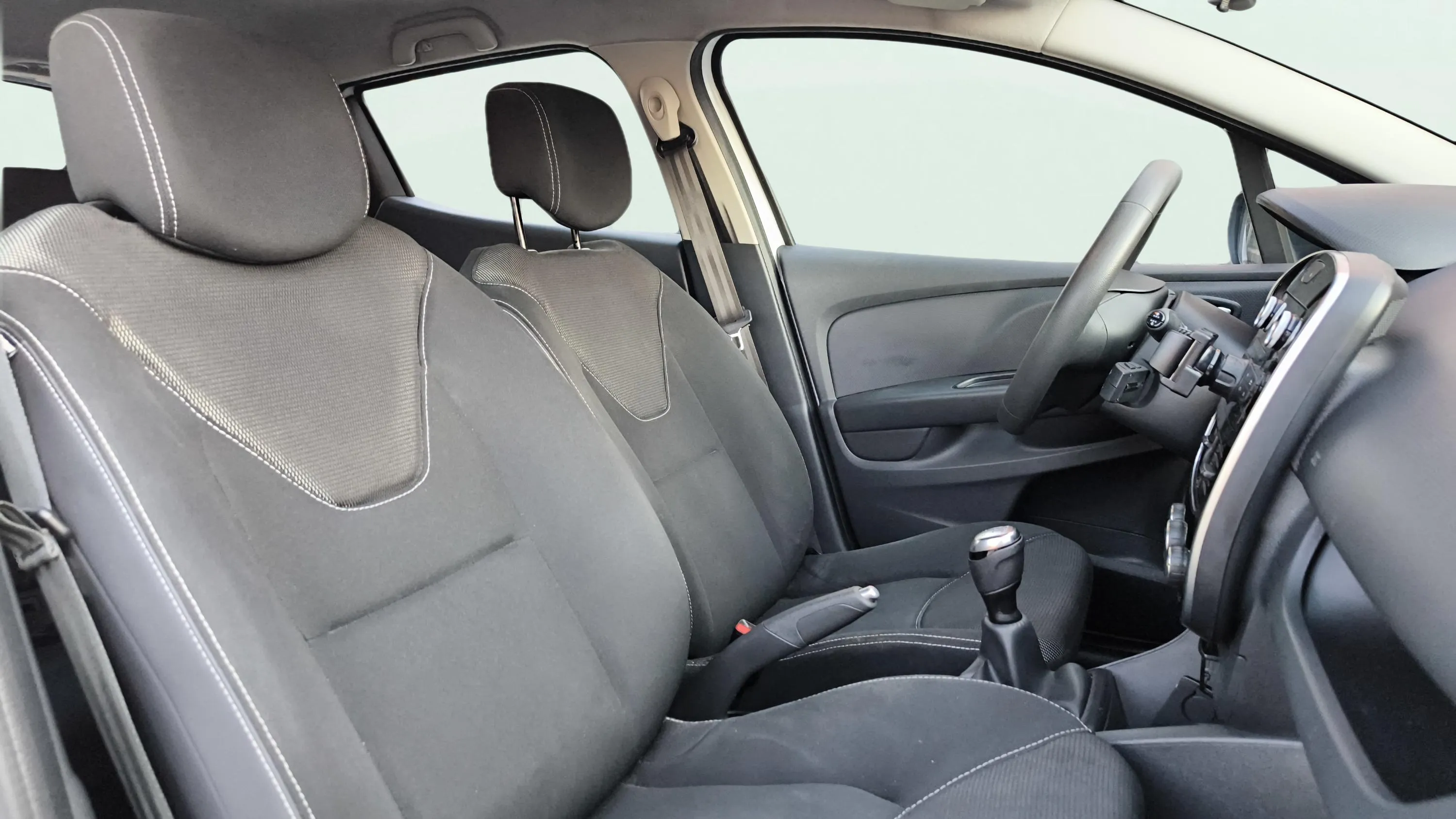 Renault Clio Limited dCi -18 - foto 10